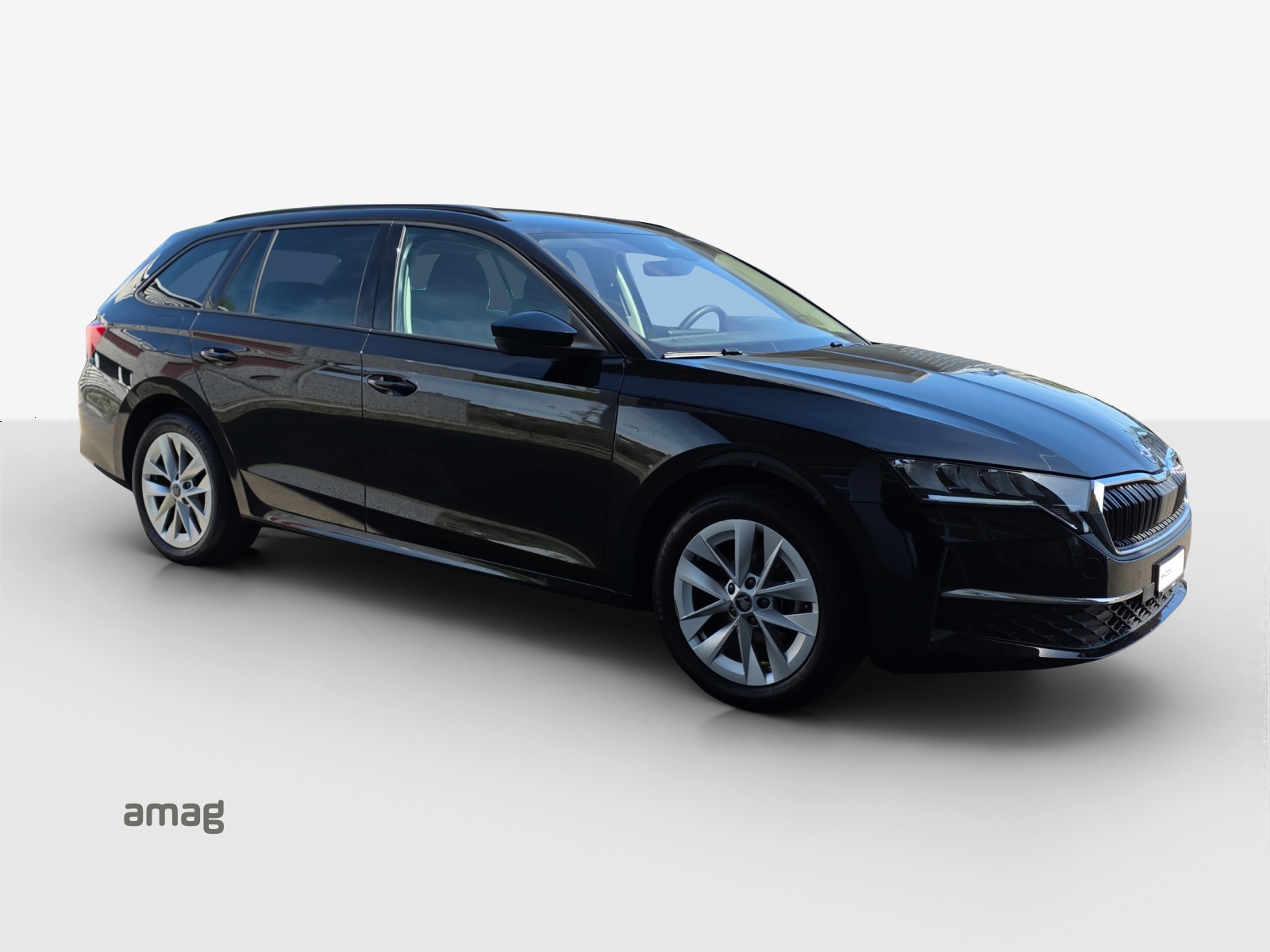 SKODA Octavia Combi 1.5 TSI mHEV DSG Dynamic-image-5