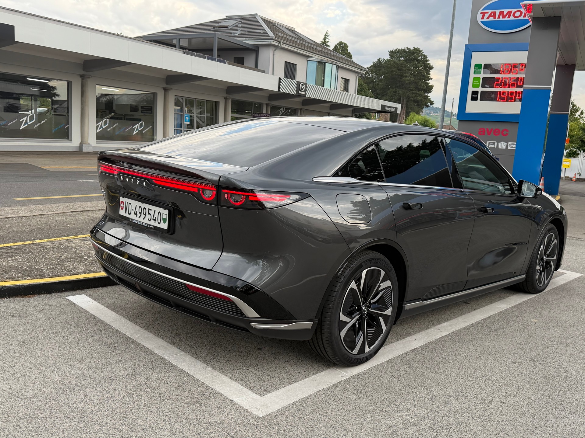 MAZDA 6e 258 69kWh Takumi Plus-image-4
