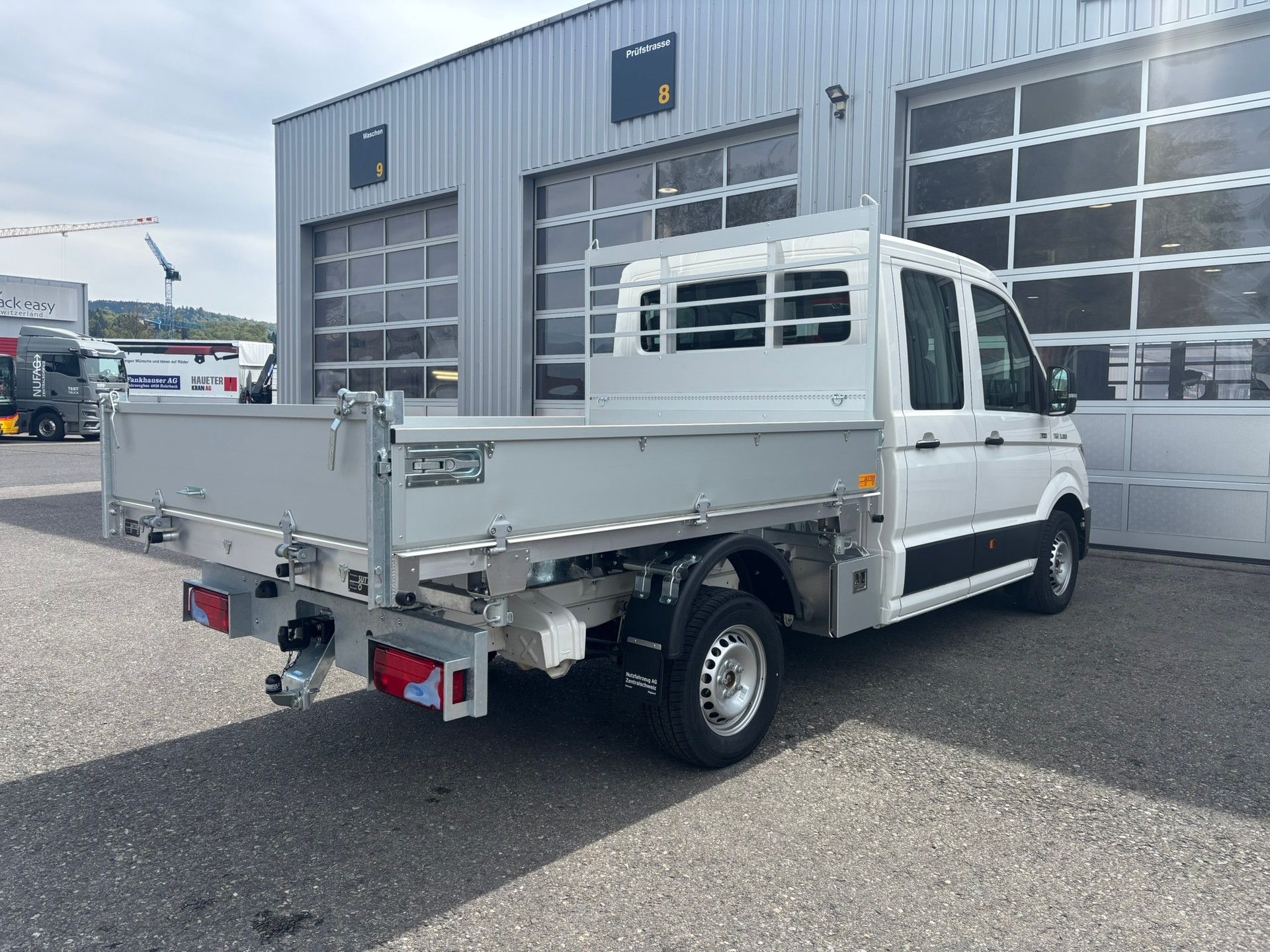 MAN TGE 3.180 4x4l Standard A-image-5