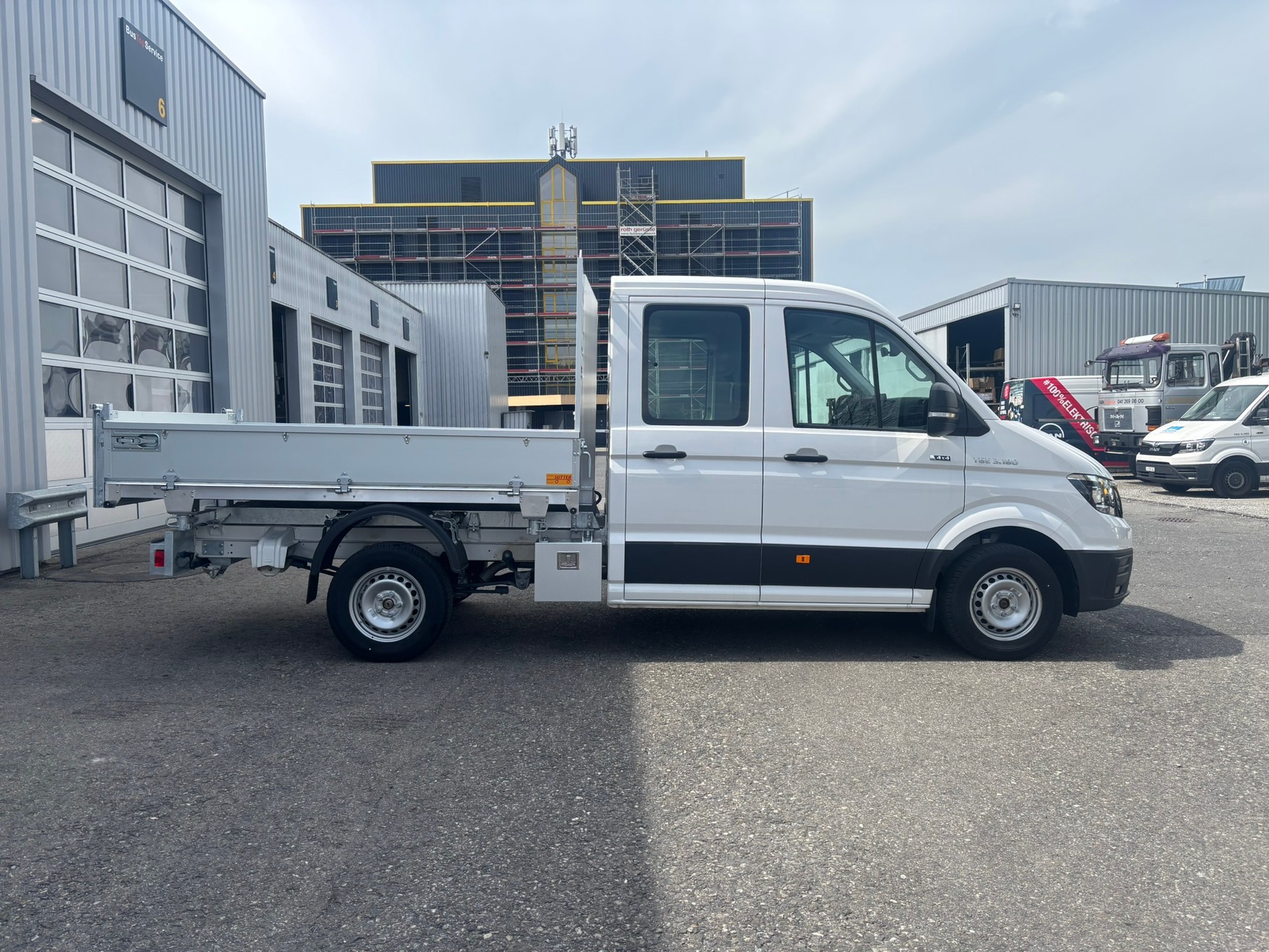 MAN TGE 3.180 4x4l Standard A-image-3