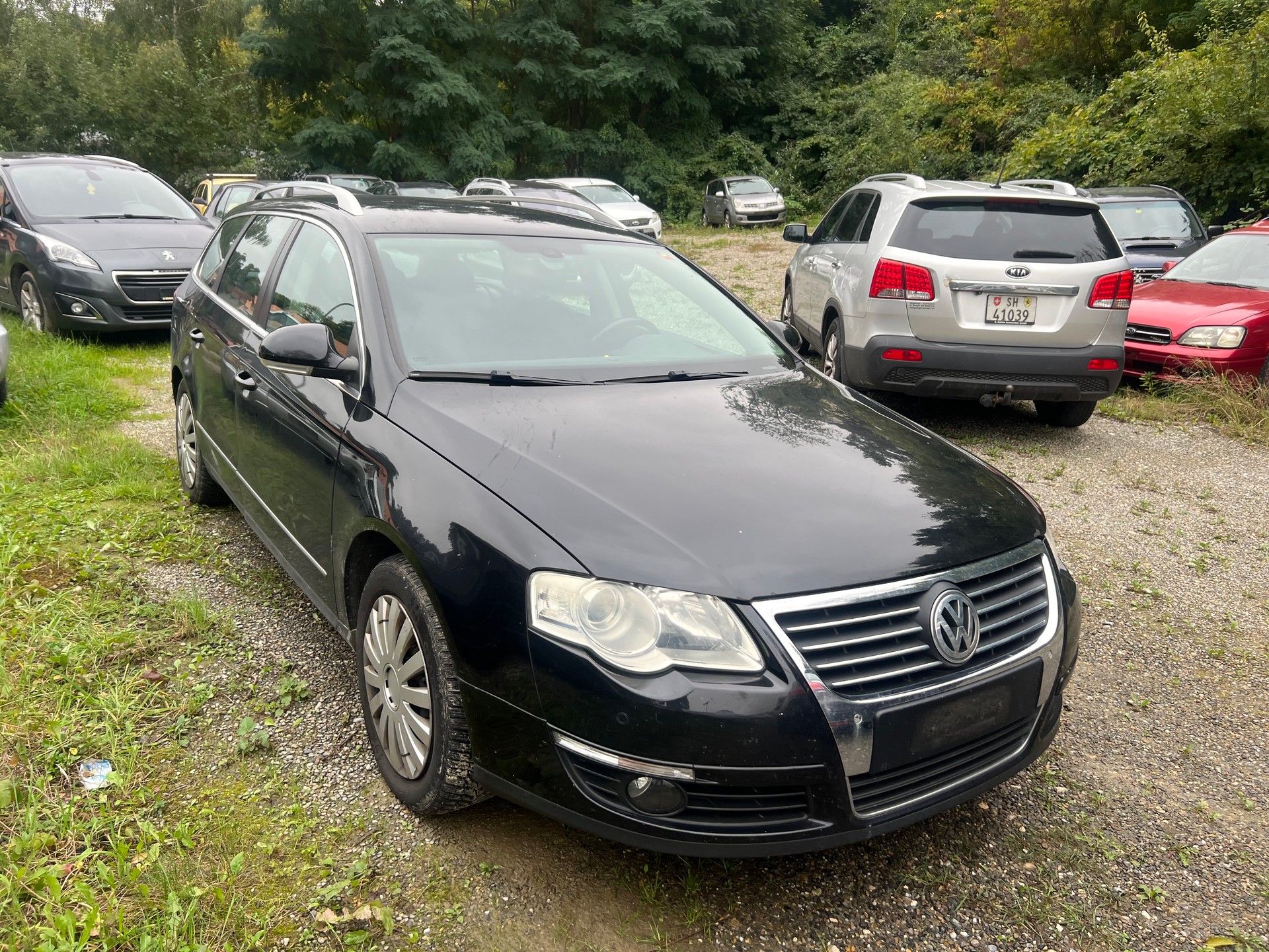 VW Passat Variant 2.0 TDI Trendline-image-0
