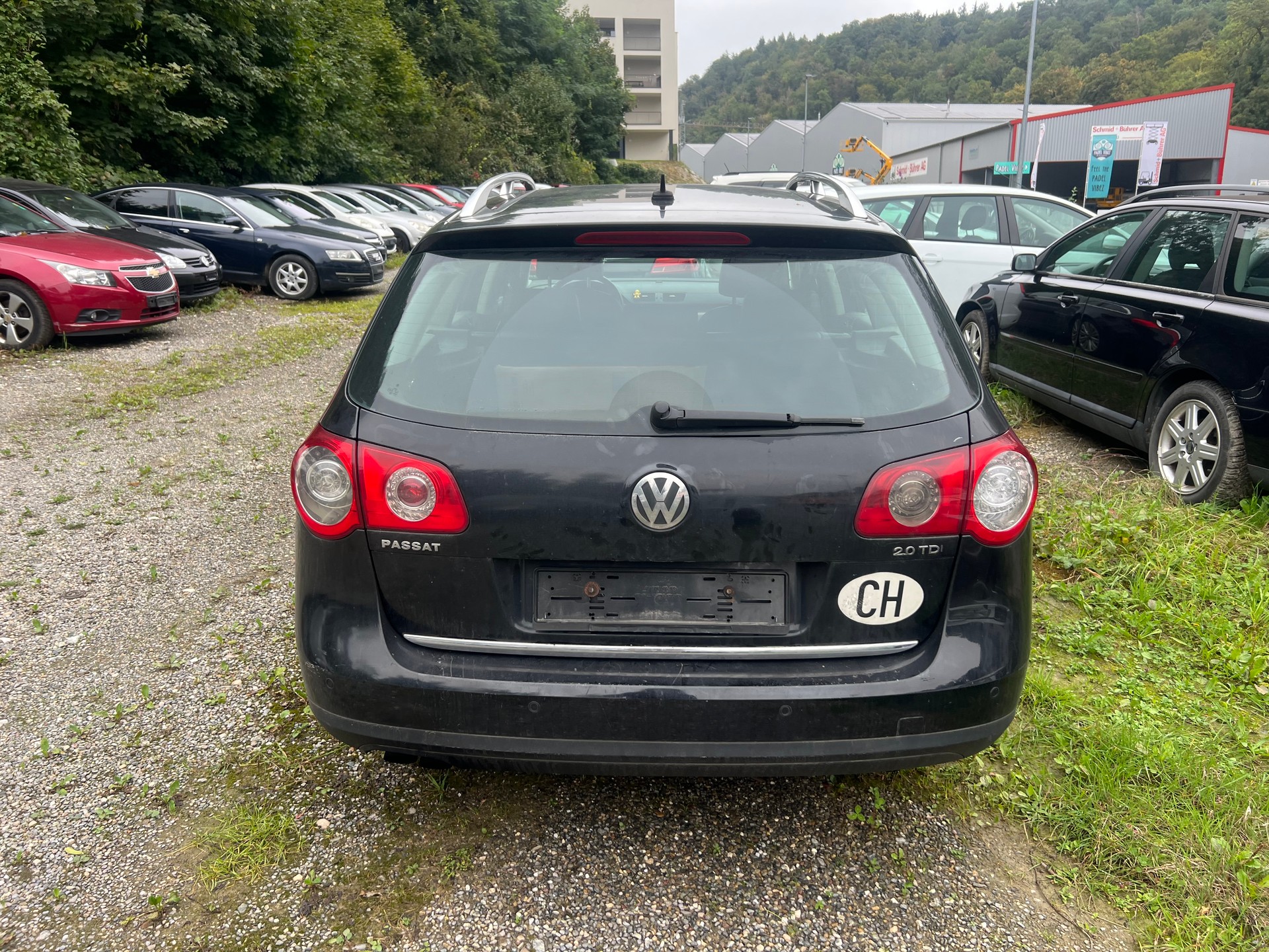 VW Passat Variant 2.0 TDI Trendline-image-5