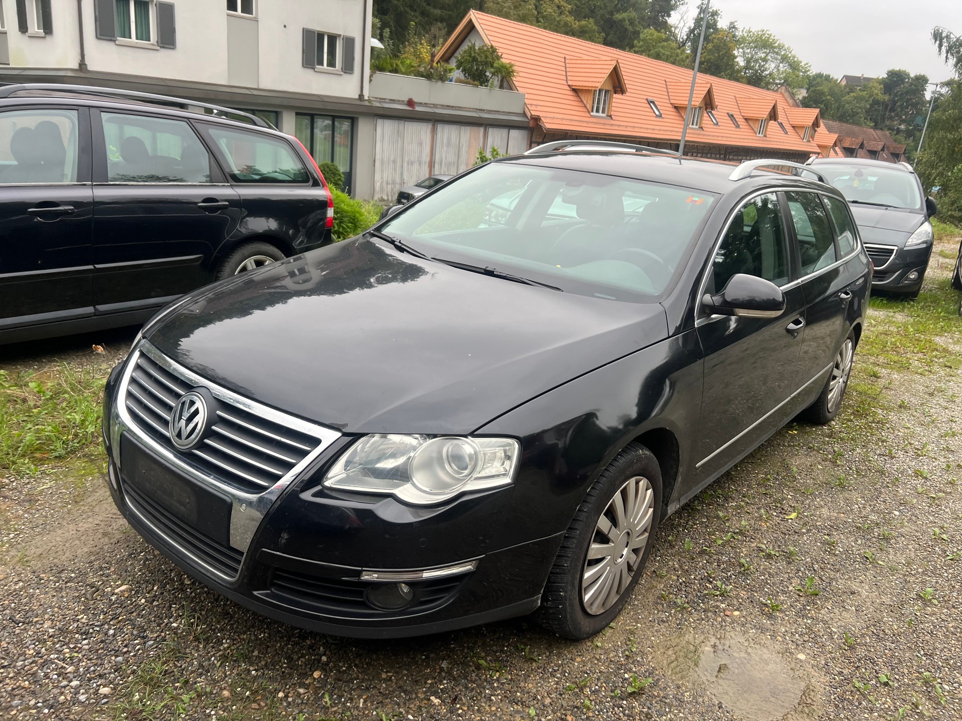 VW Passat Variant 2.0 TDI Trendline-image-2