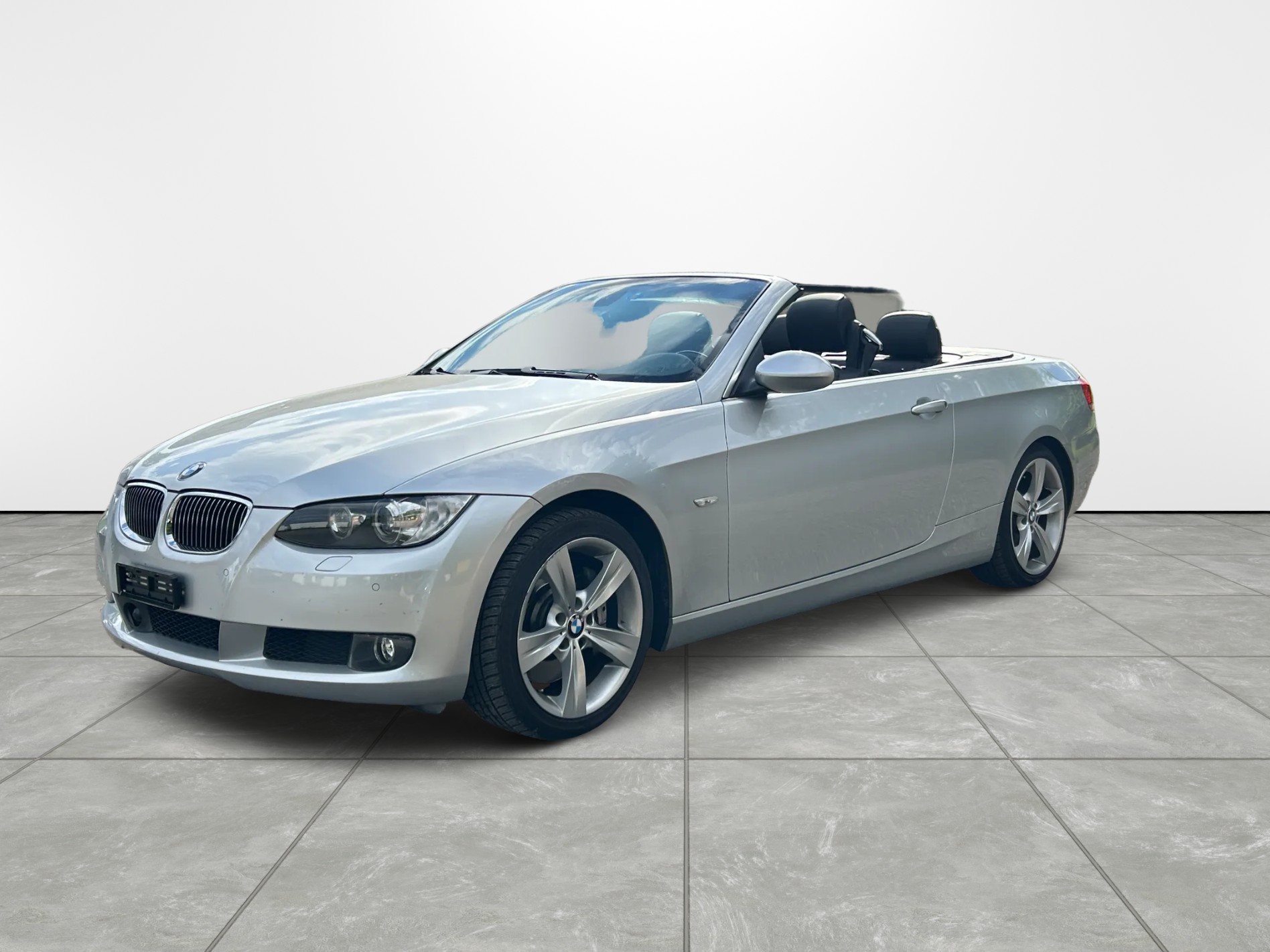 BMW 335i Cabriolet Steptronic-image-0