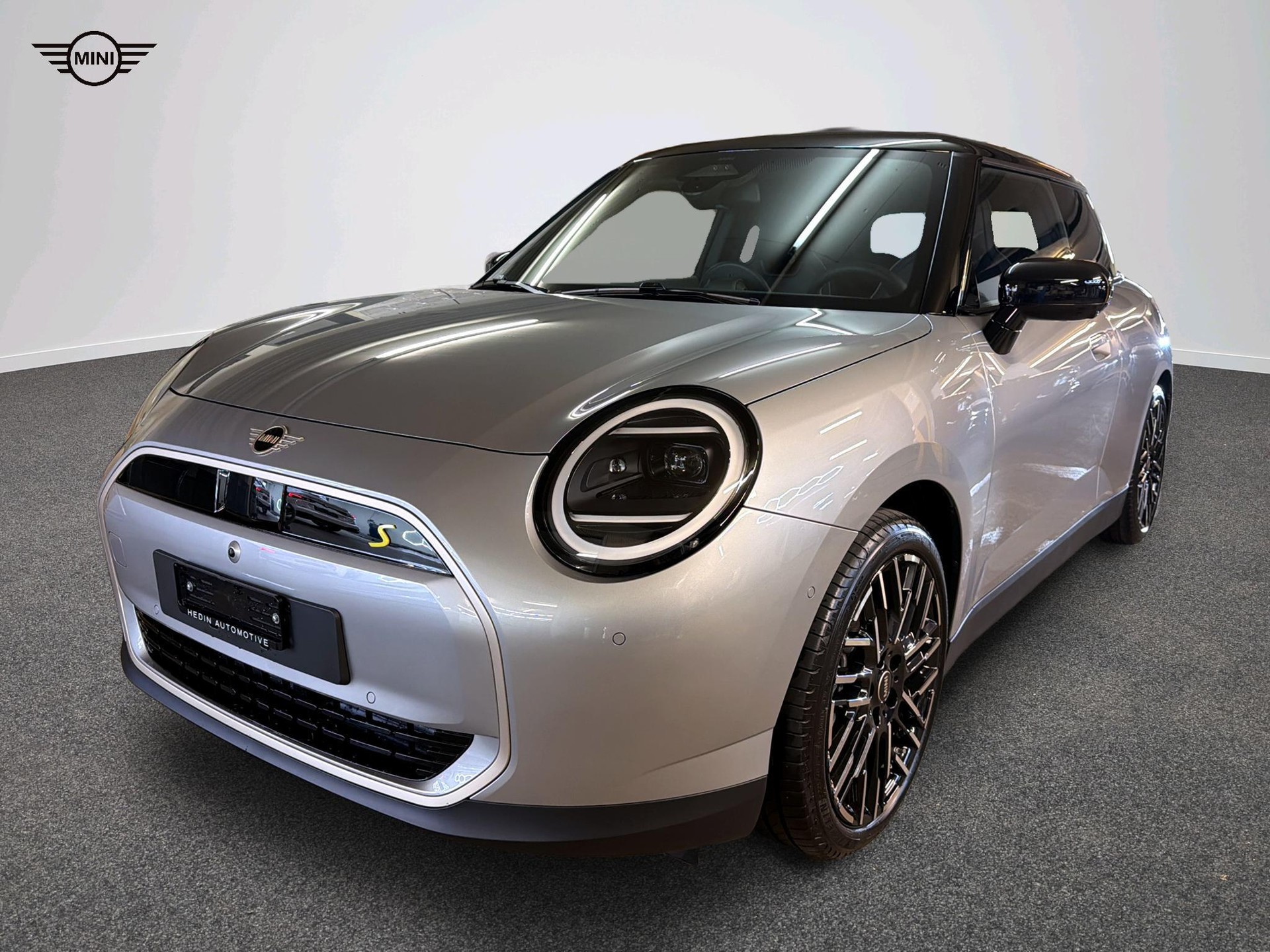 MINI Cooper SE-image-0