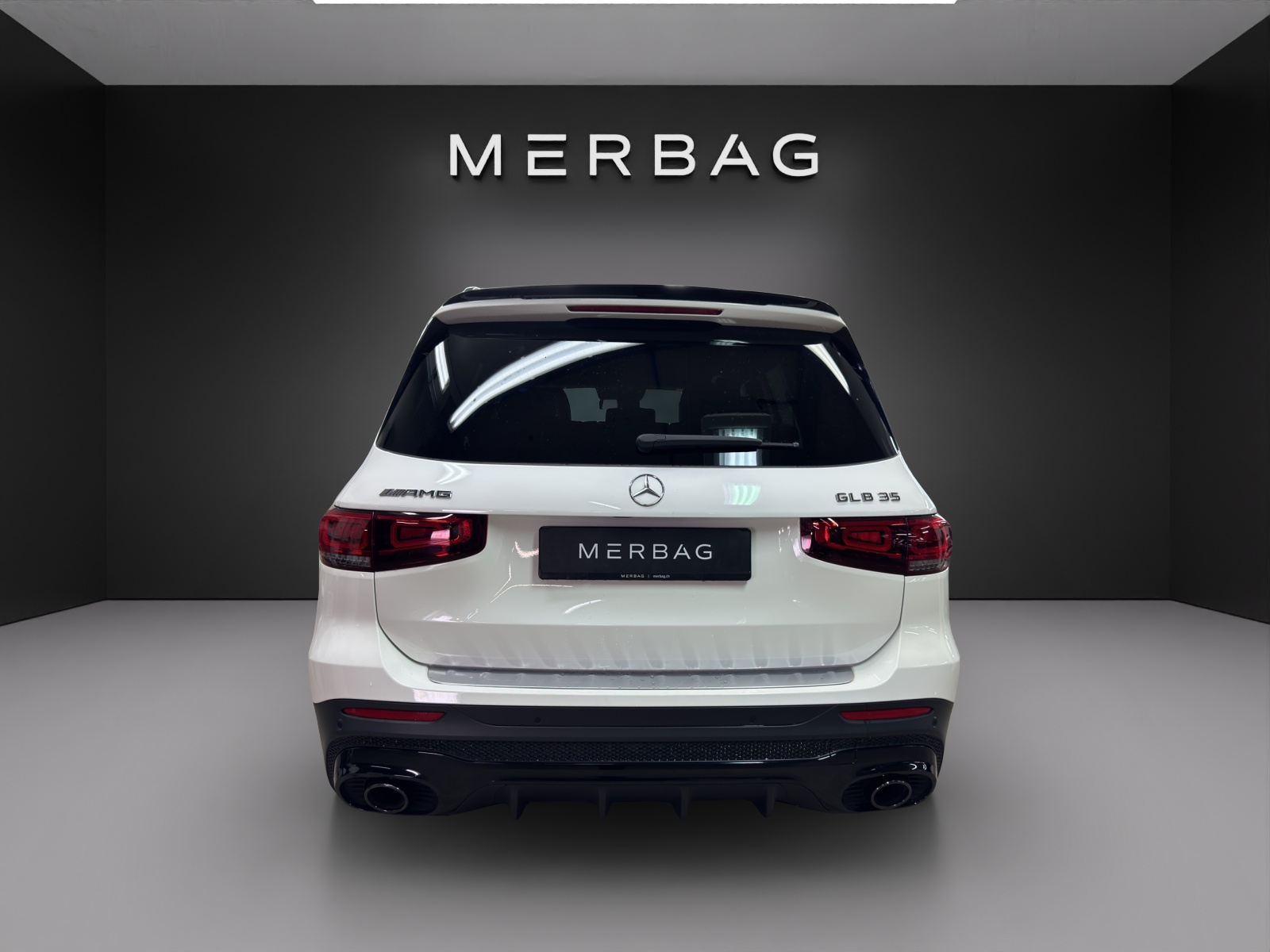 MERCEDES-BENZ GLB 35 AMG 4 MATIC-image-3