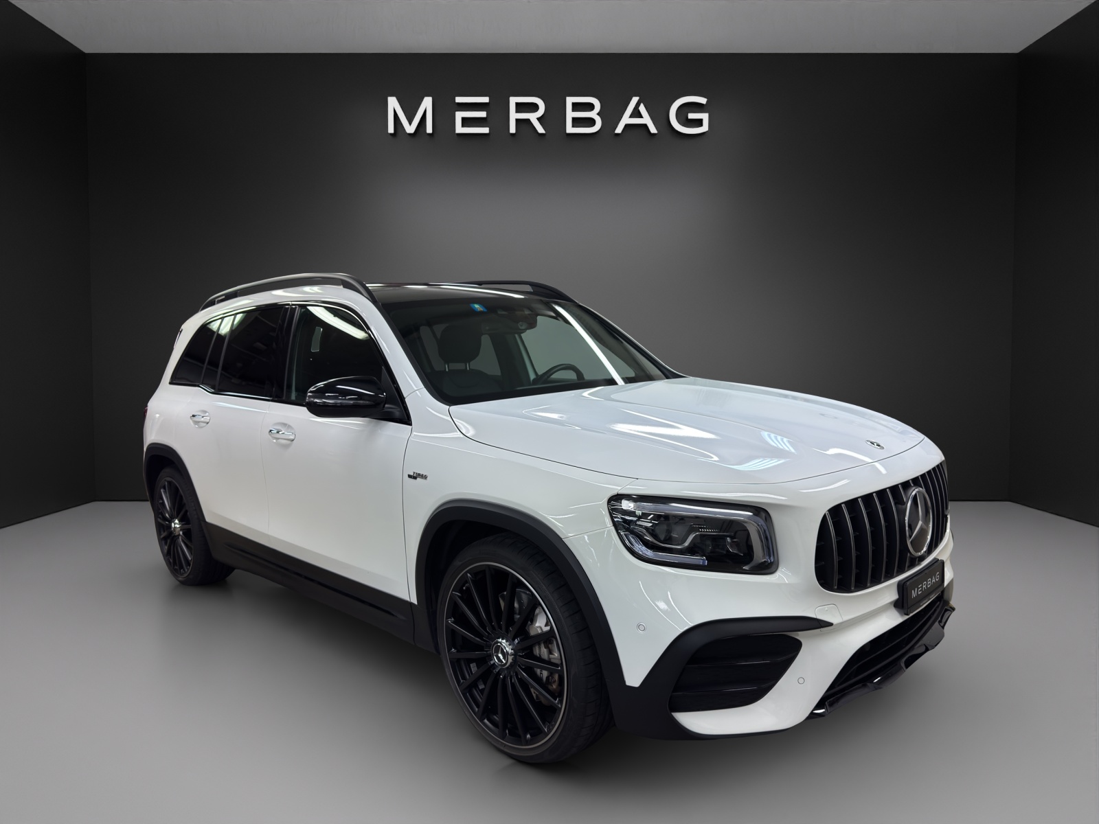 MERCEDES-BENZ GLB 35 AMG 4 MATIC-image-5