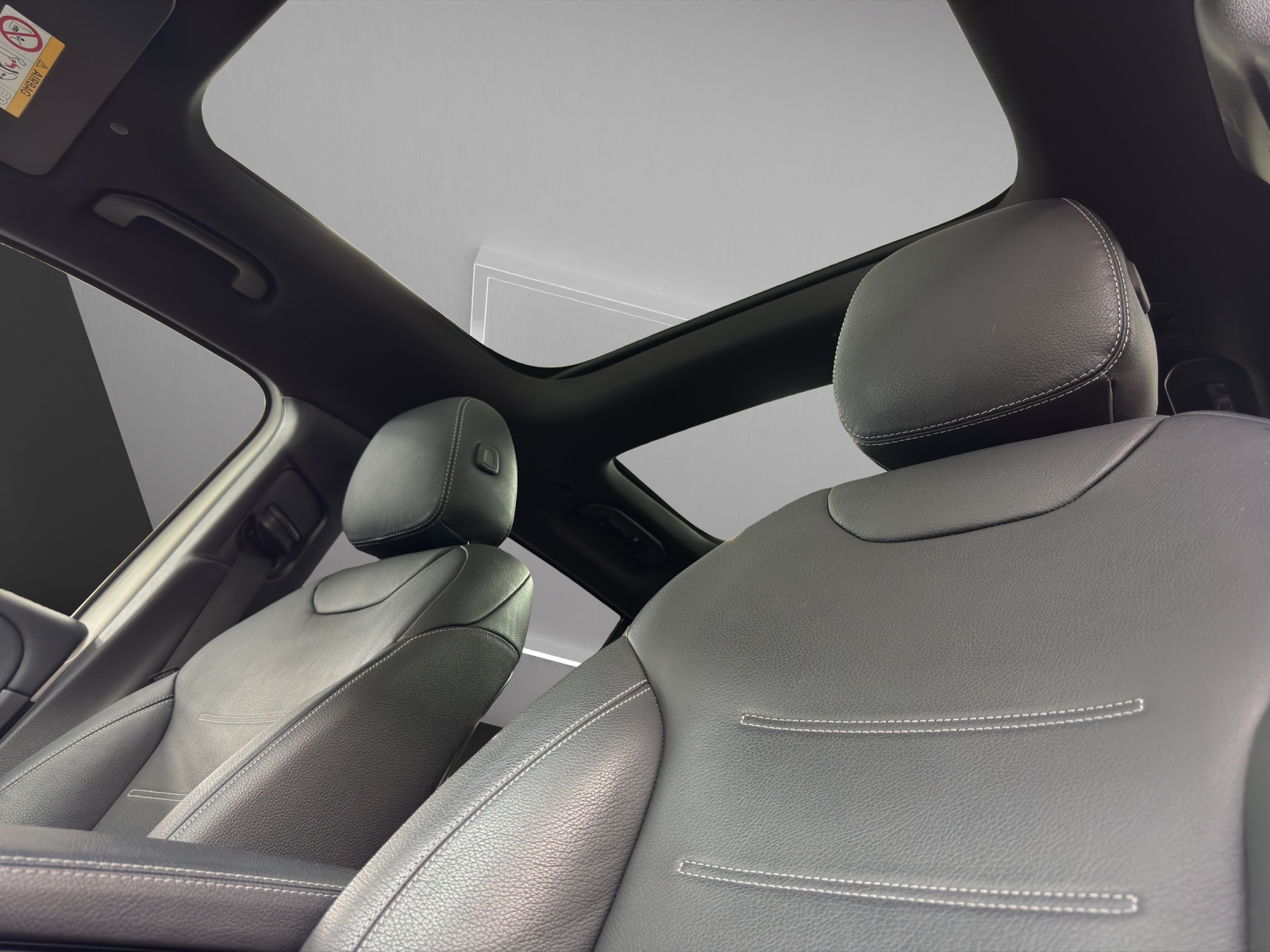 MERCEDES-BENZ GLB 35 AMG 4 MATIC-image-13