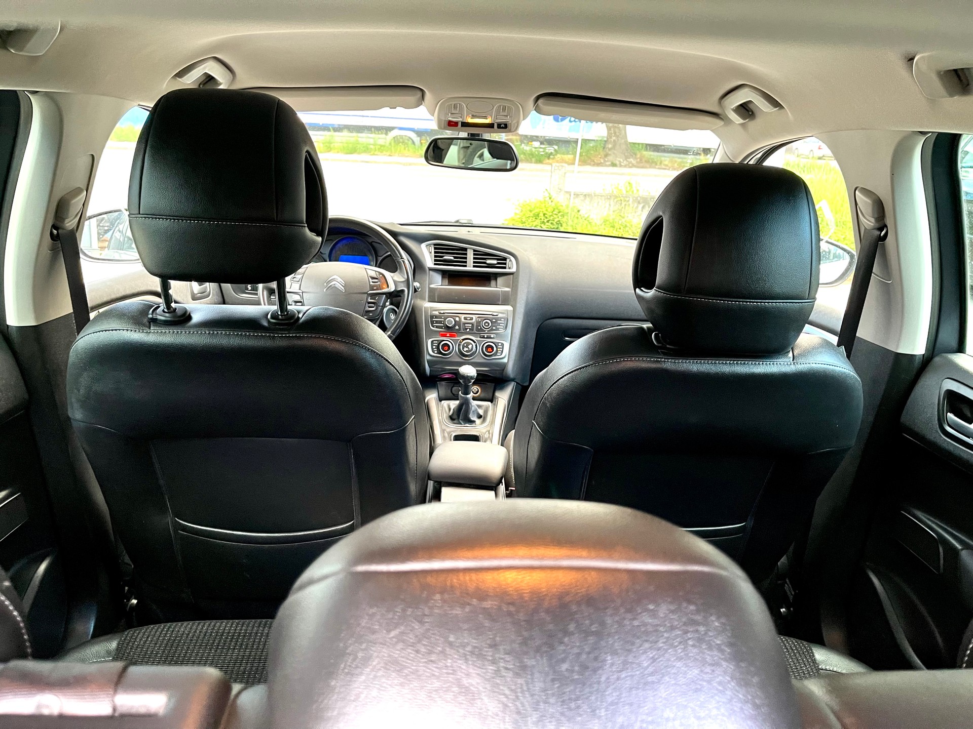 CITROEN C4 Berline 1.6 VTi Exclusive-image-6