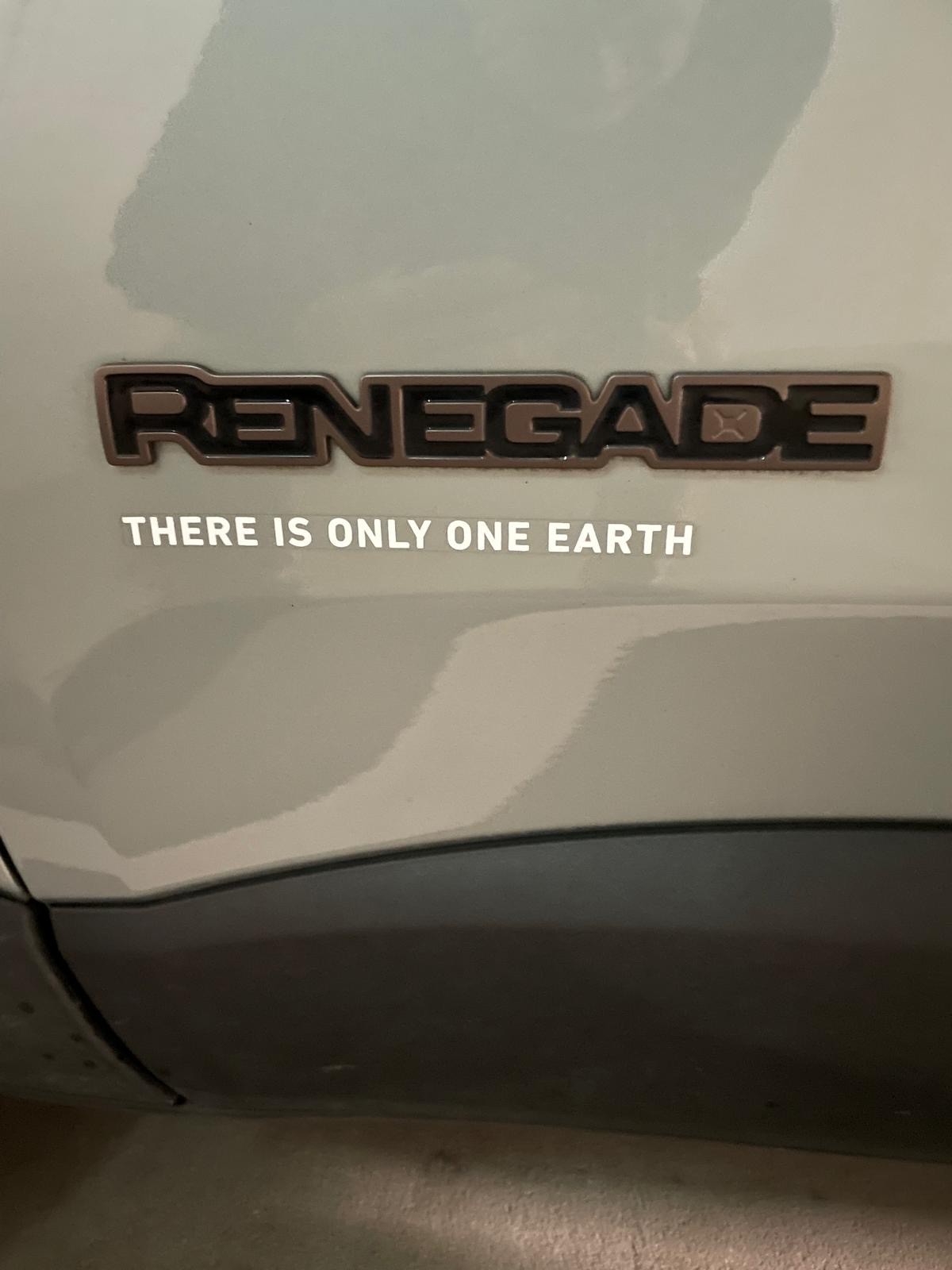 JEEP Renegade 1.5 Turbo Upland Plus MHEV-image-13