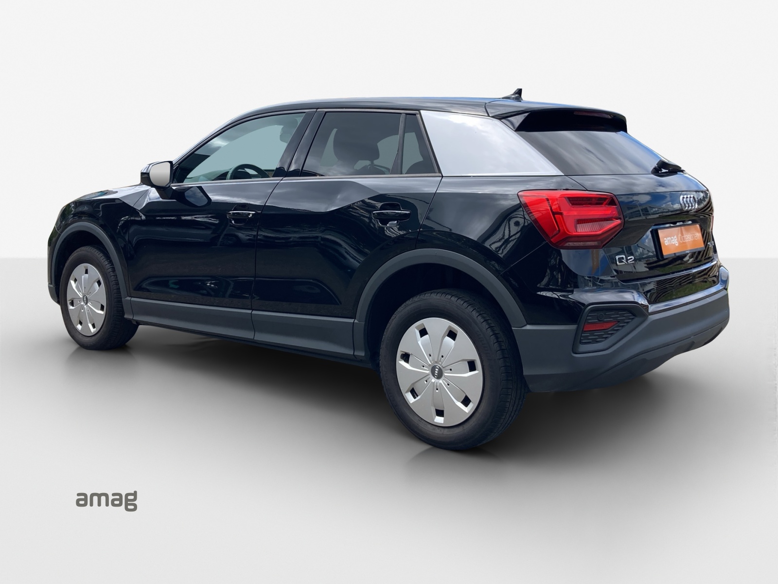 AUDI Q2 35 TFSI S-tronic-showroom-element-2
