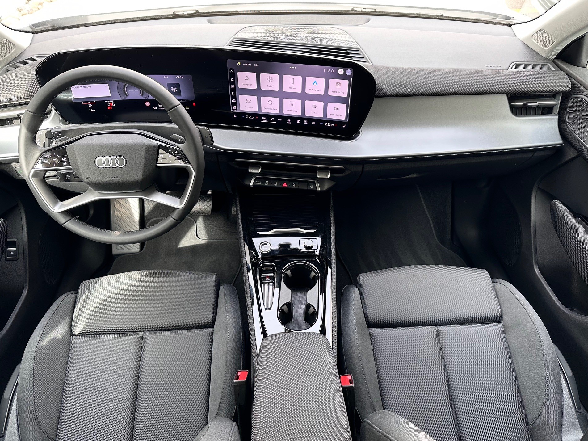 AUDI Q3 SUV TDI quattro 142 kW S tronic-image-7