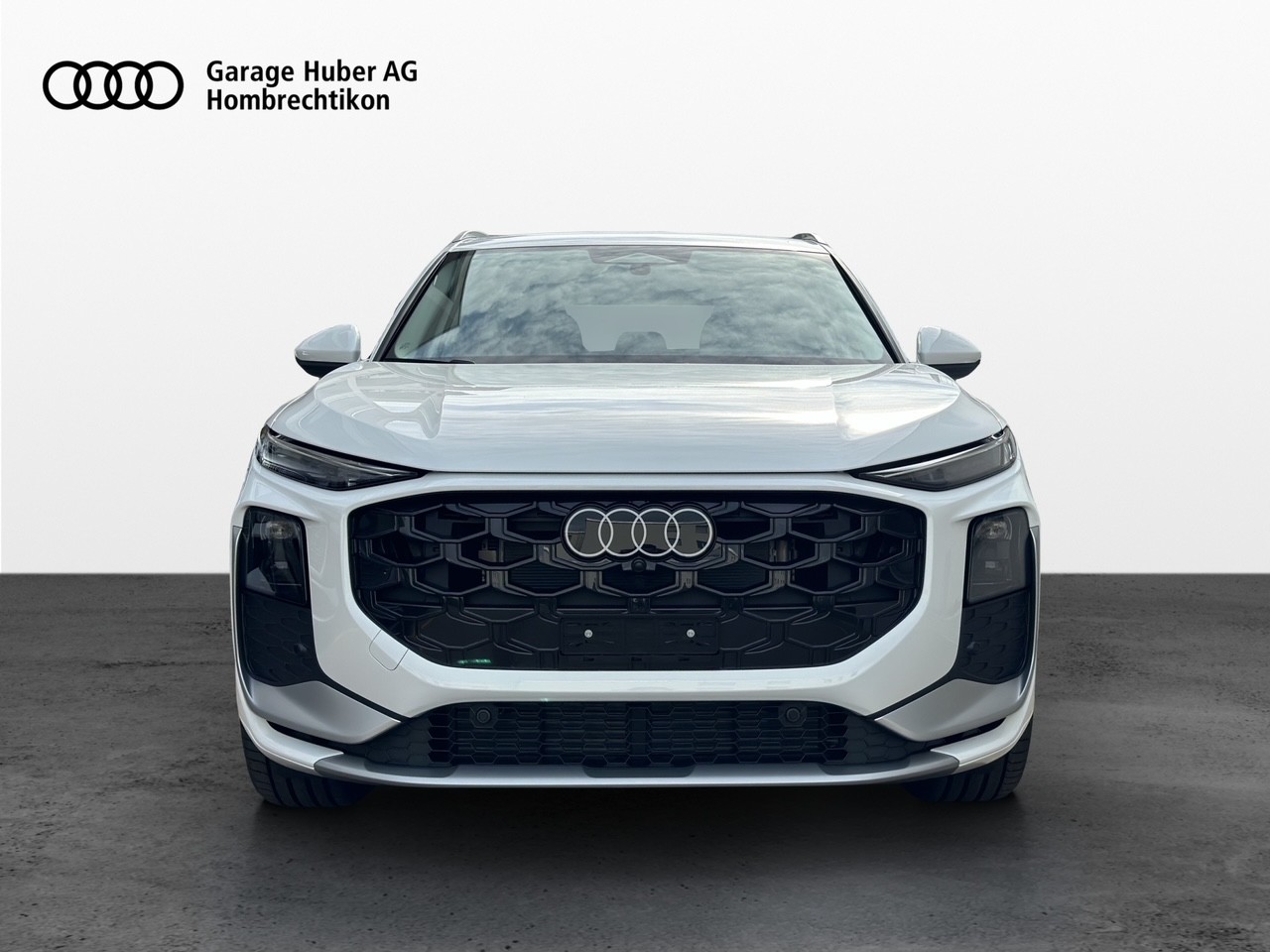 AUDI Q3 SUV TDI quattro 142 kW S tronic-image-1