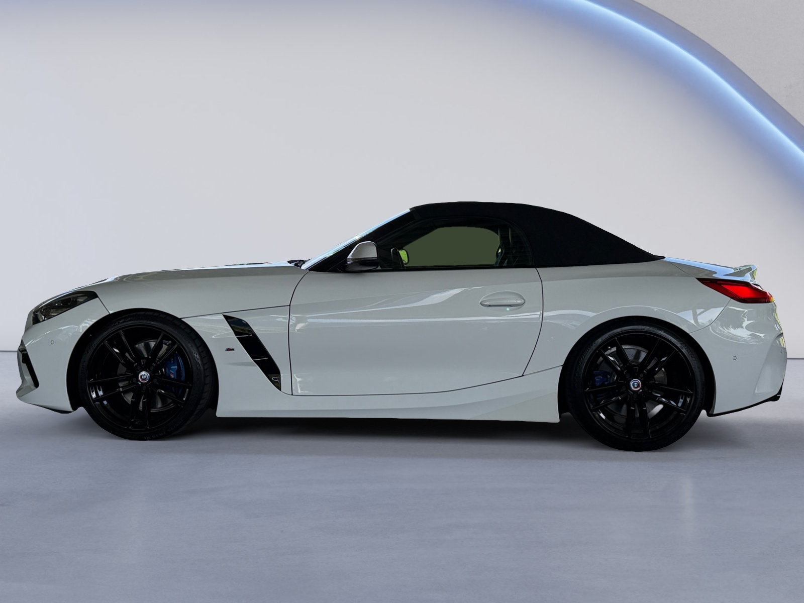 BMW Z4 M40i-showroom-element-1