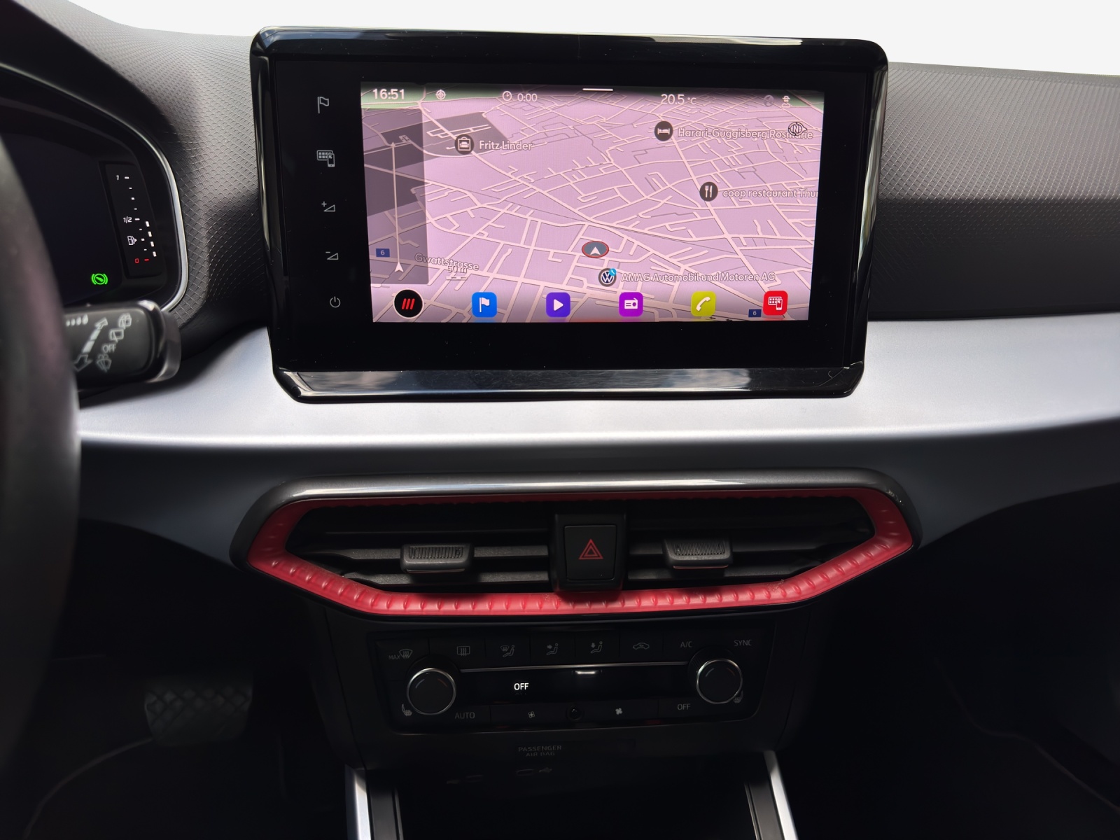 SEAT Arona 1.5 Eco TSI Hola FR DSG-image-10
