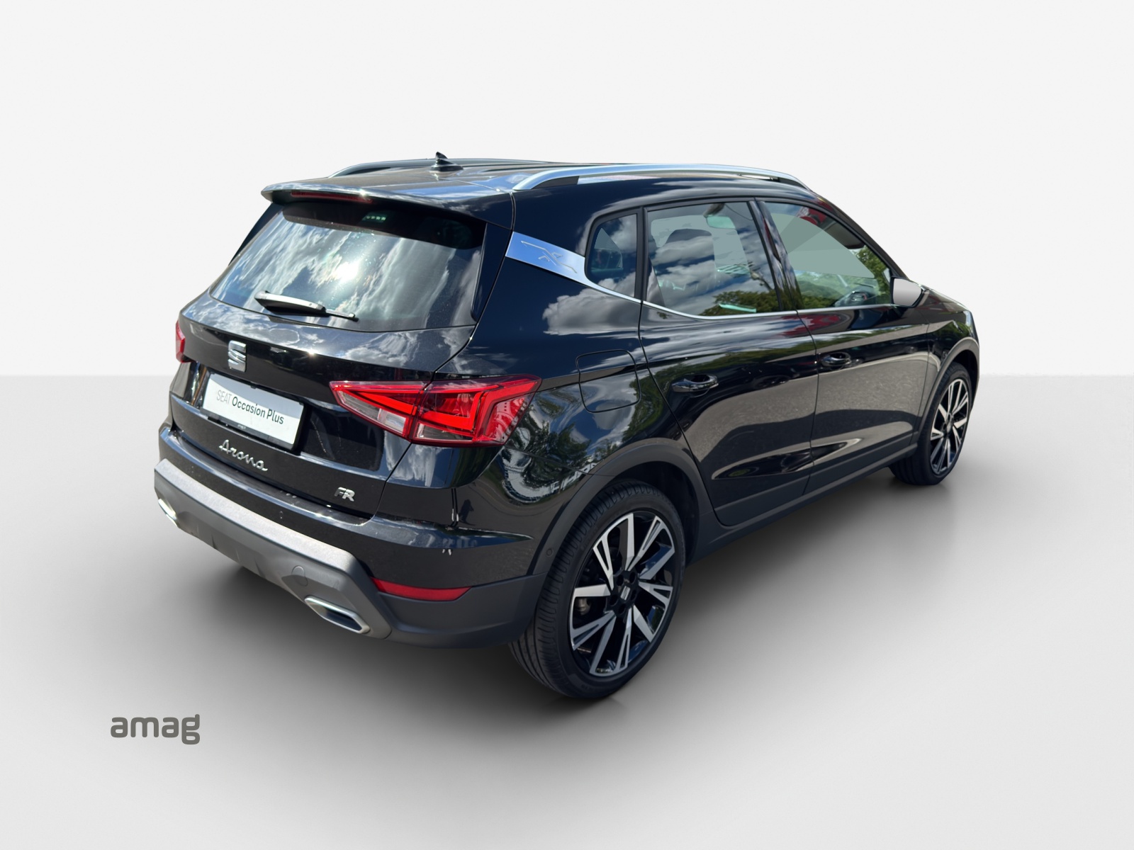 SEAT Arona 1.5 Eco TSI Hola FR DSG-image-4