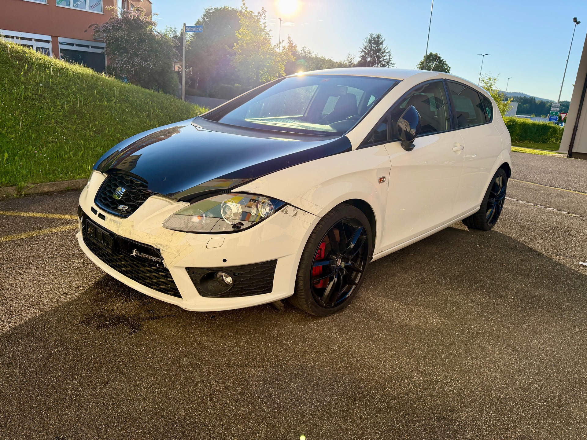 SEAT Leon 2.0 TSI Cupra R