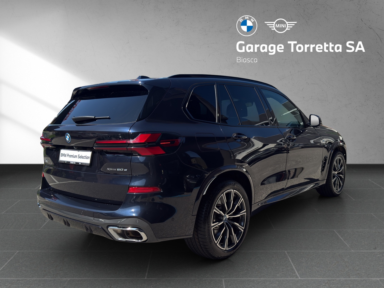 BMW X5 xDrive 50e M Sport Steptronic-image-4