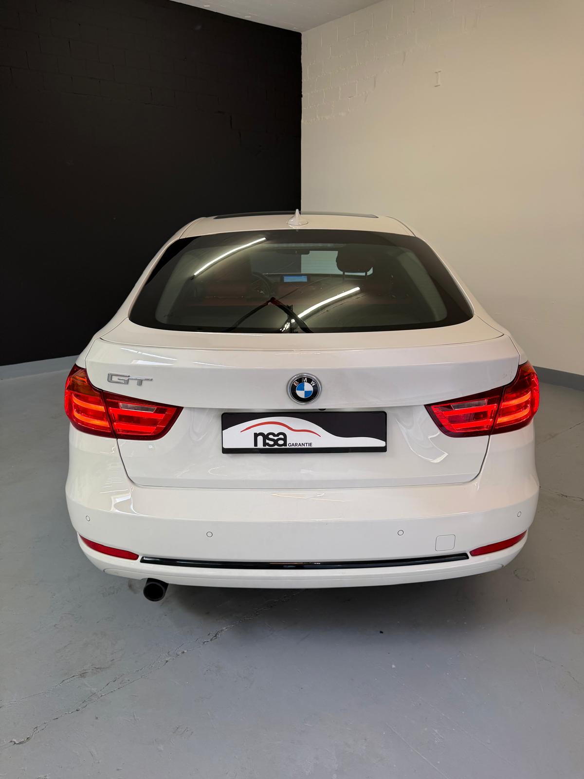 BMW 320d GT xDrive Sport Line Steptronic ***CH-Fahrzeug*** 1.Hand-image-4