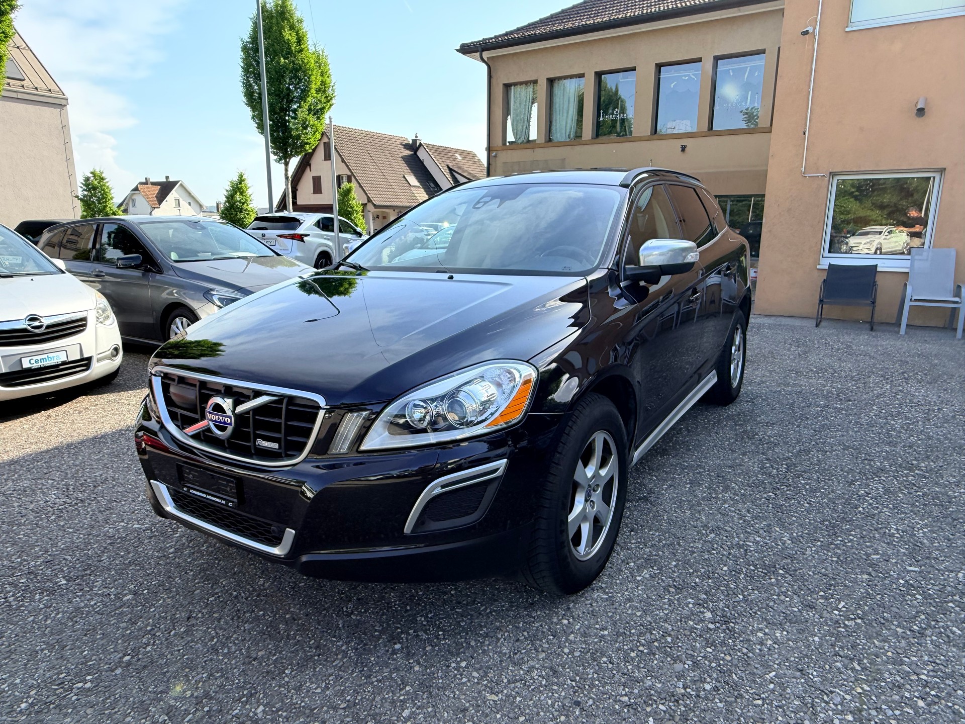 VOLVO XC60 T6 AWD R-Design Geartronic-image-10
