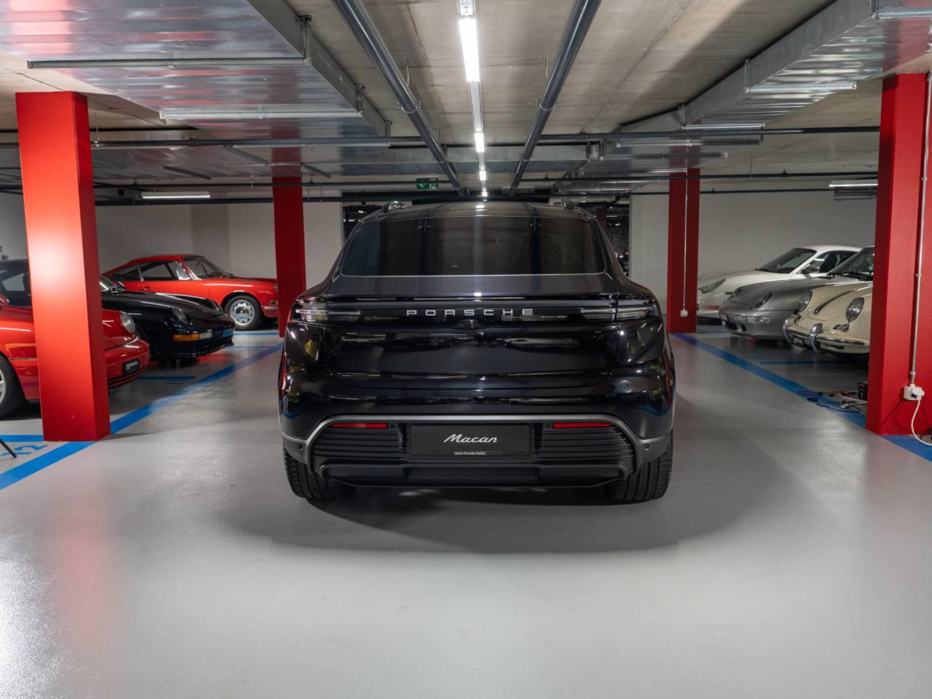 PORSCHE Macan 4S-image-6