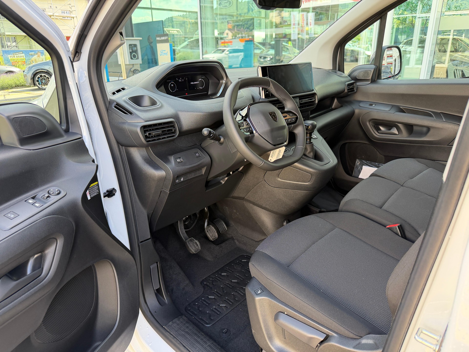 PEUGEOT Partner Kaw. 1000 Standard 1.5 BlueHDI 100 S/S-image-9
