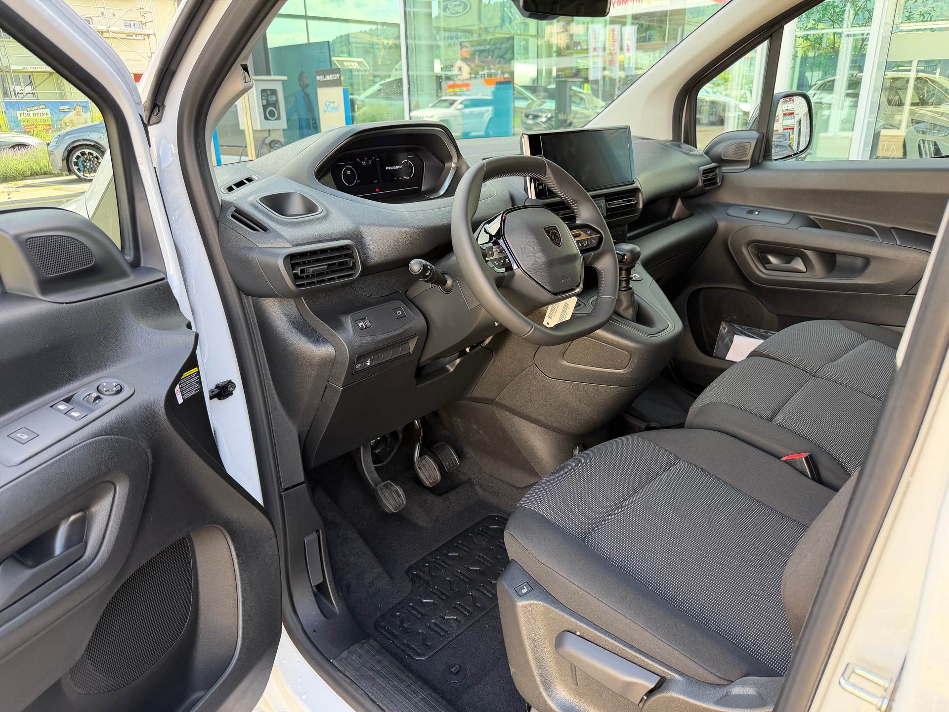 PEUGEOT Partner Kaw. 1000 Standard 1.5 BlueHDI 100 S/S-image-9
