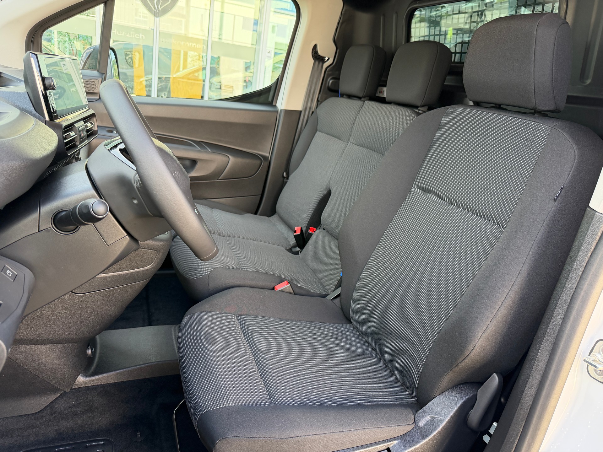 PEUGEOT Partner Kaw. 1000 Standard 1.5 BlueHDI 100 S/S-image-8