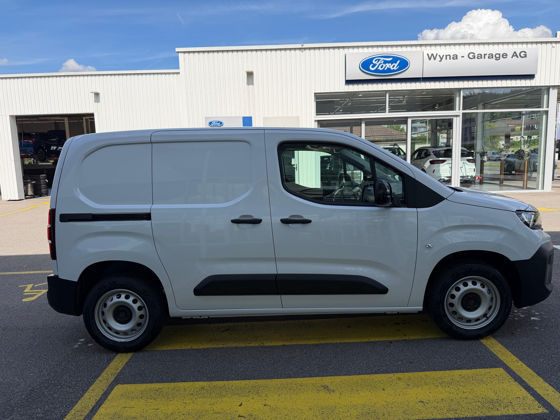 PEUGEOT Partner Kaw. 1000 Standard 1.5 BlueHDI 100 S/S-image-4