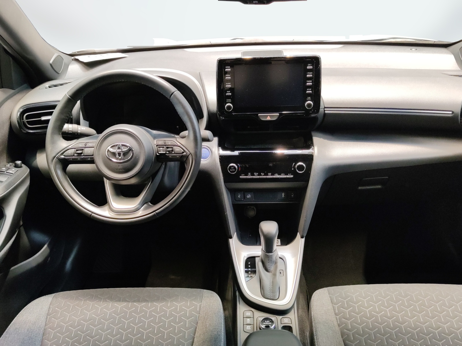 TOYOTA Yaris Cross 1.5 VVT-i HSD Trend AWD-i-image-10