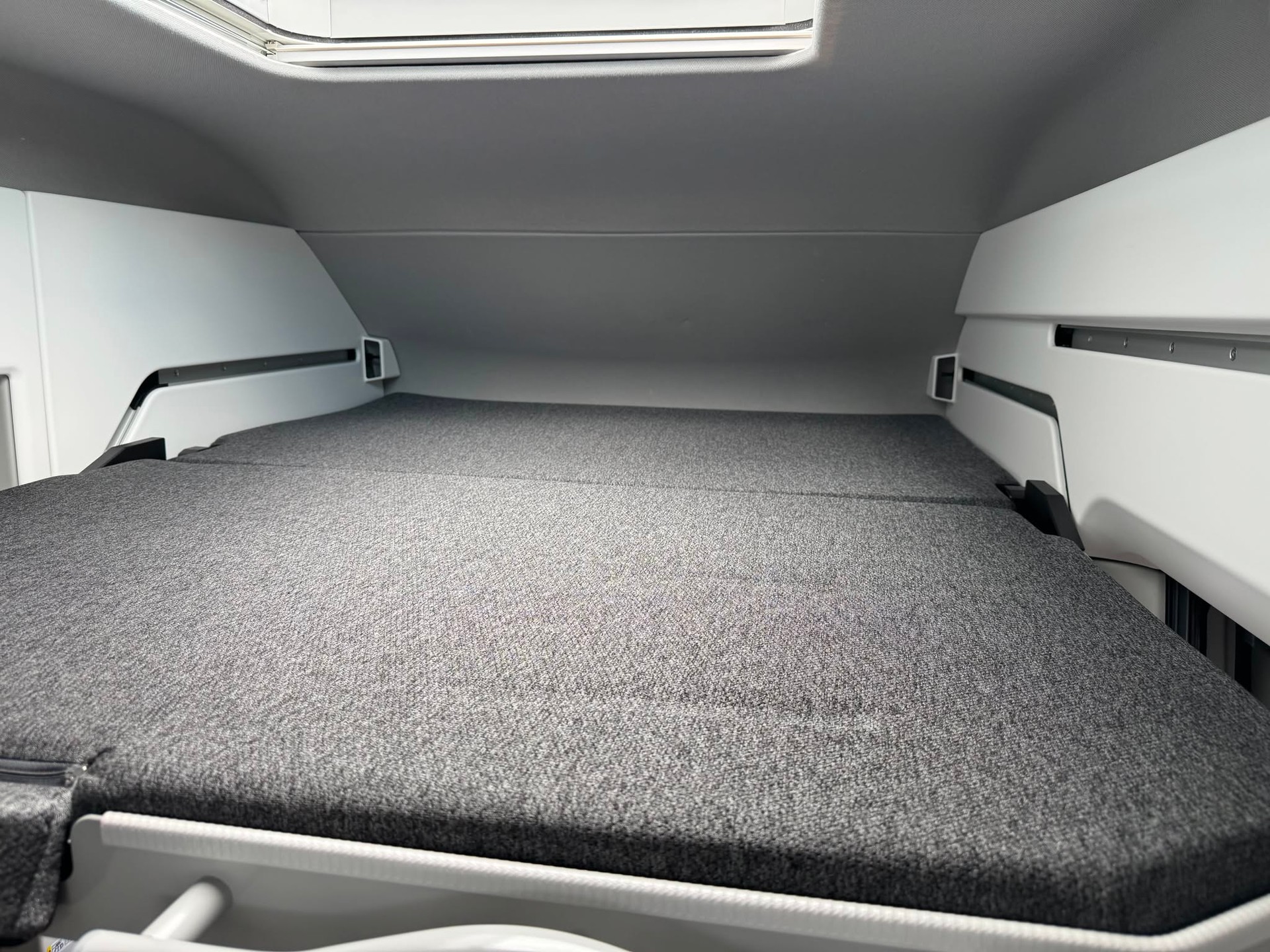 VW Grand California 600 2.0 BI-TDI-image-13