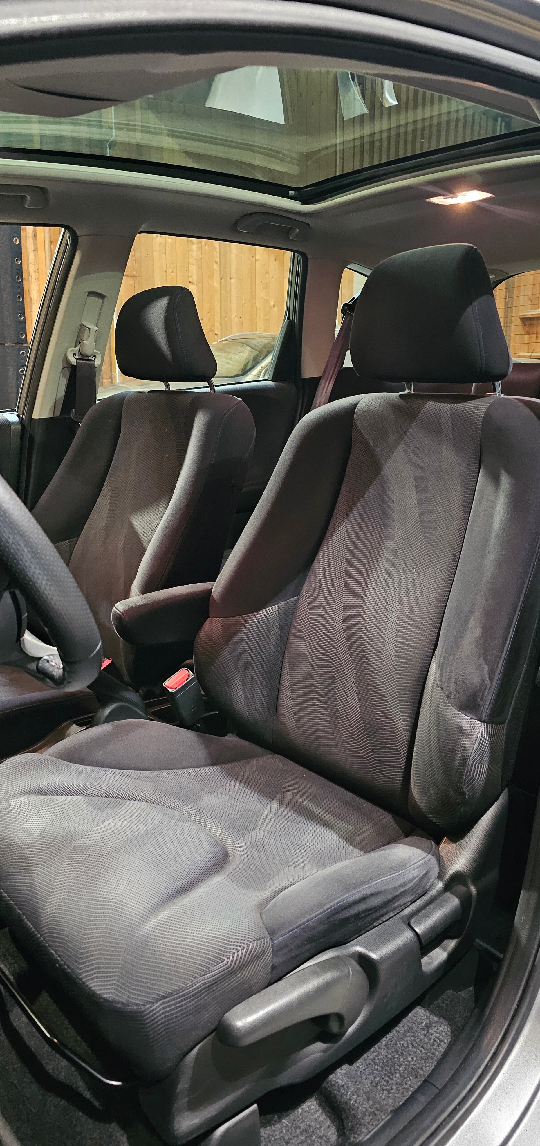 HONDA Jazz 1.4i Exclusive-image-12