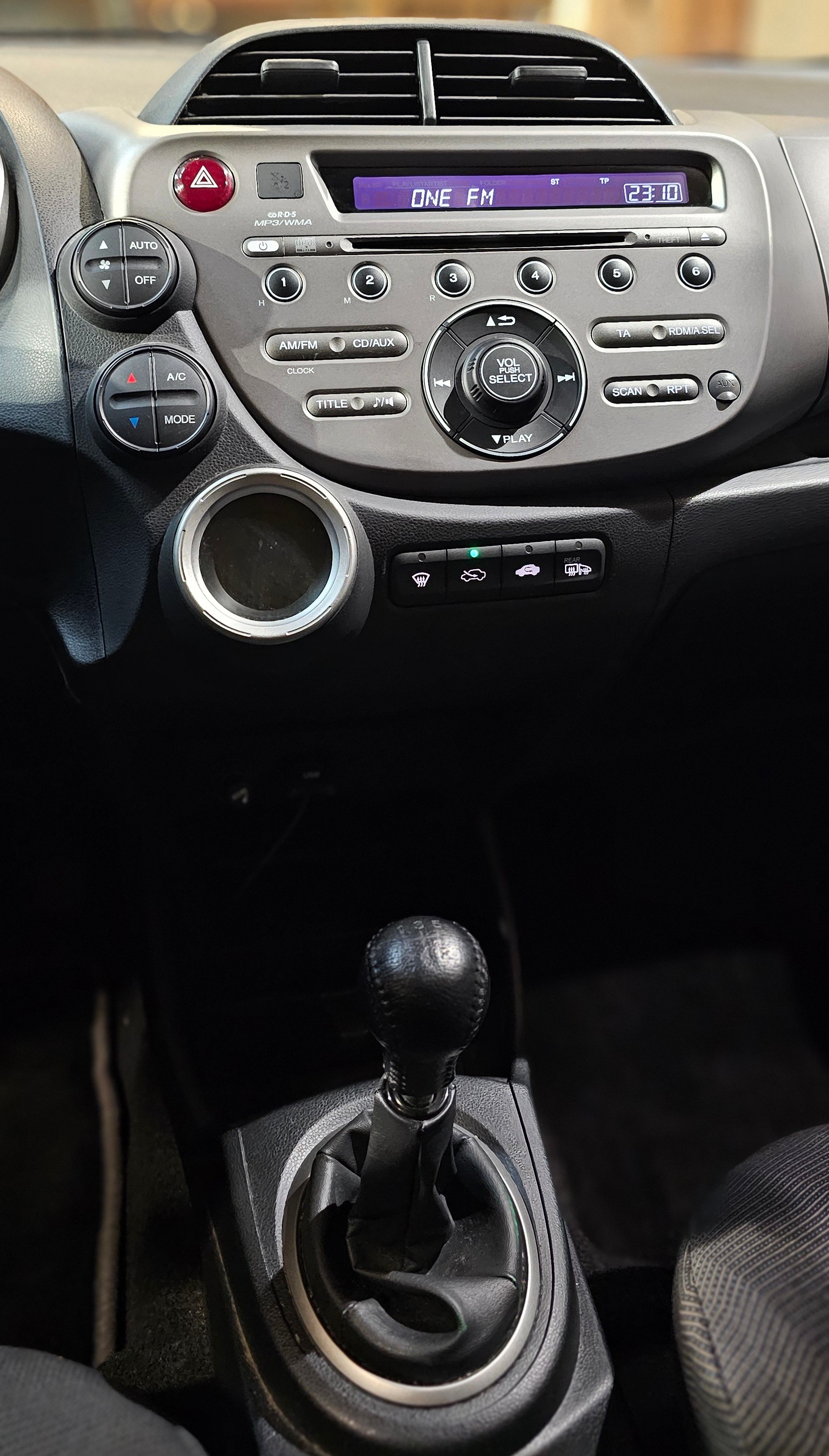 HONDA Jazz 1.4i Exclusive-image-20