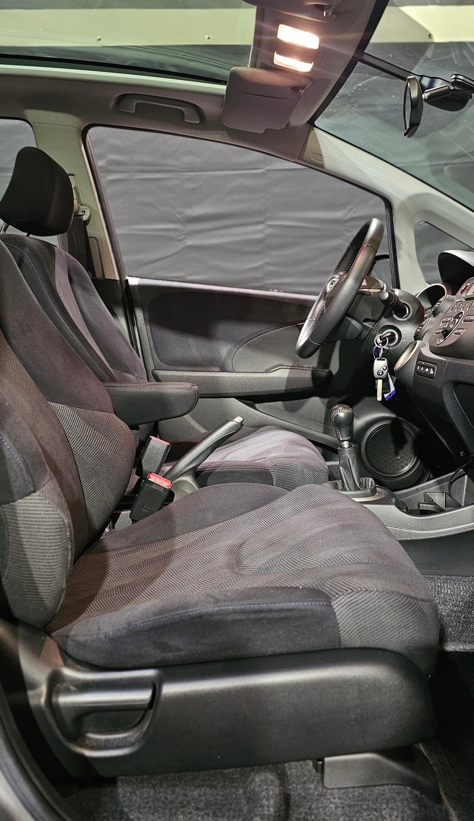 HONDA Jazz 1.4i Exclusive-image-14