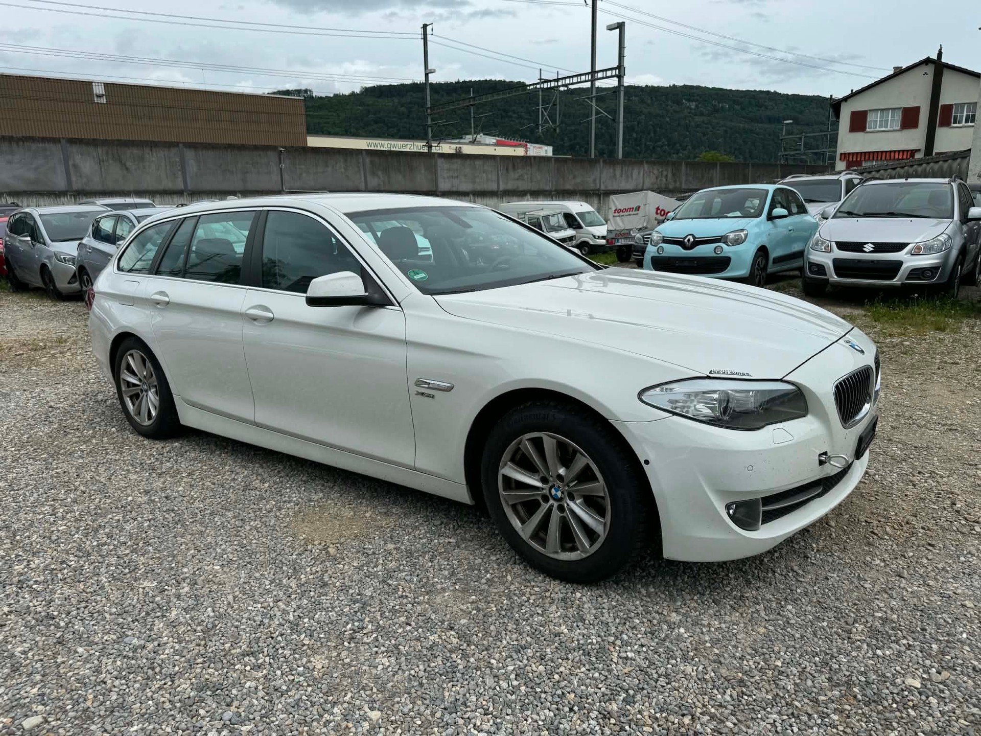 BMW 530d xDrive Touring Steptronic-image-9