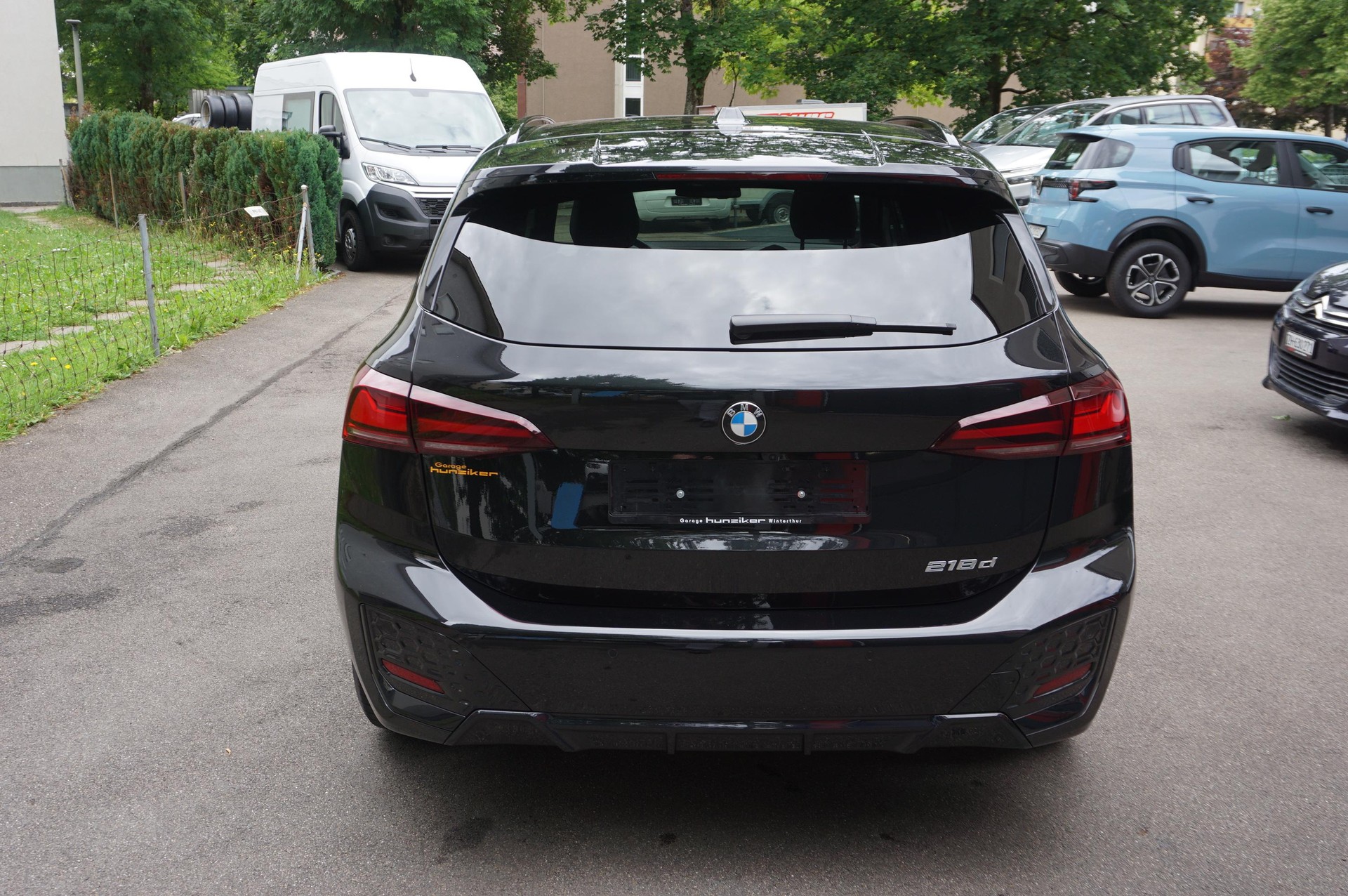 BMW 218d Active Tourer-image-4