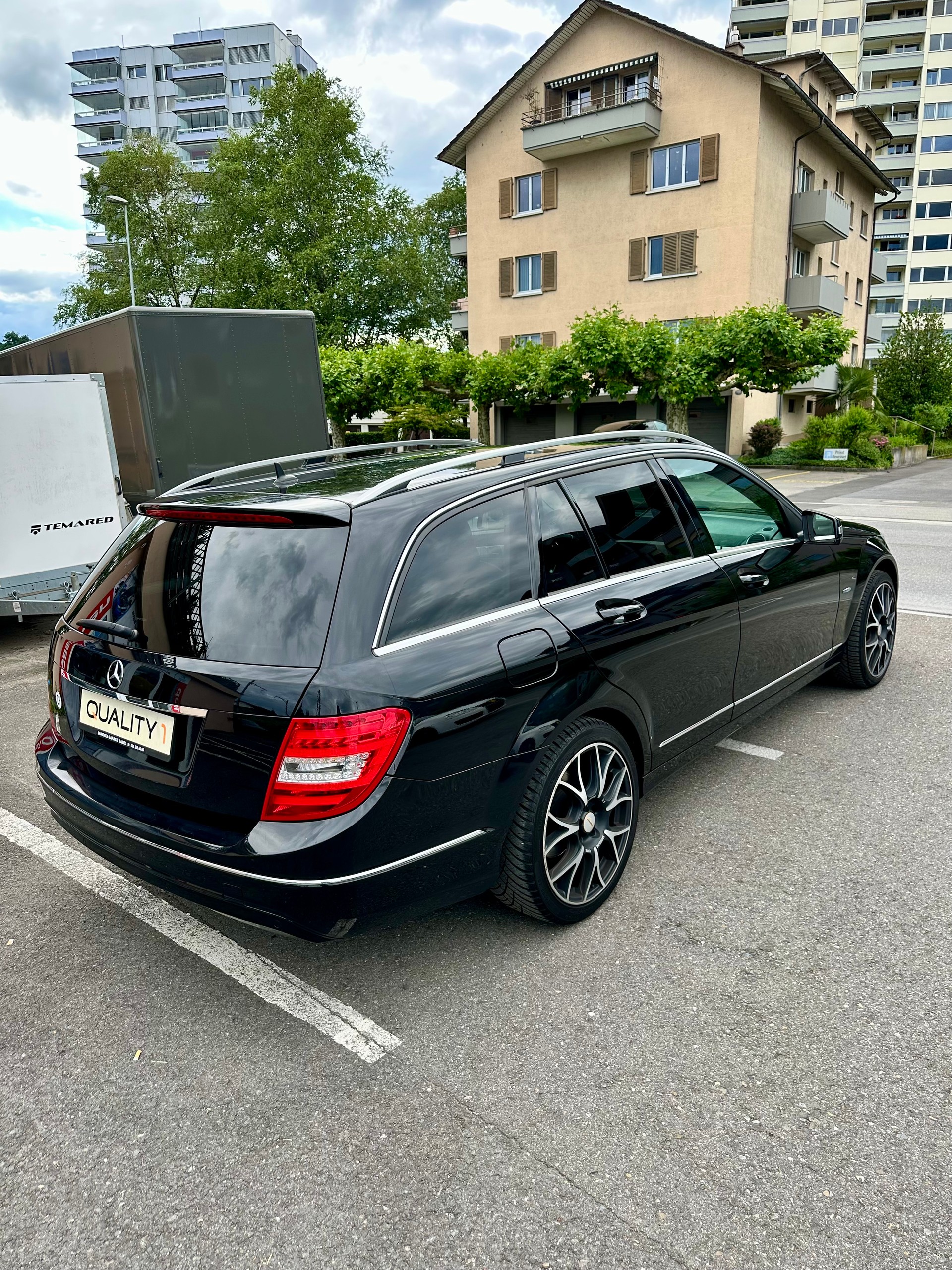 MERCEDES-BENZ C 180 BlueEfficiency 7G-Tronic-image-5