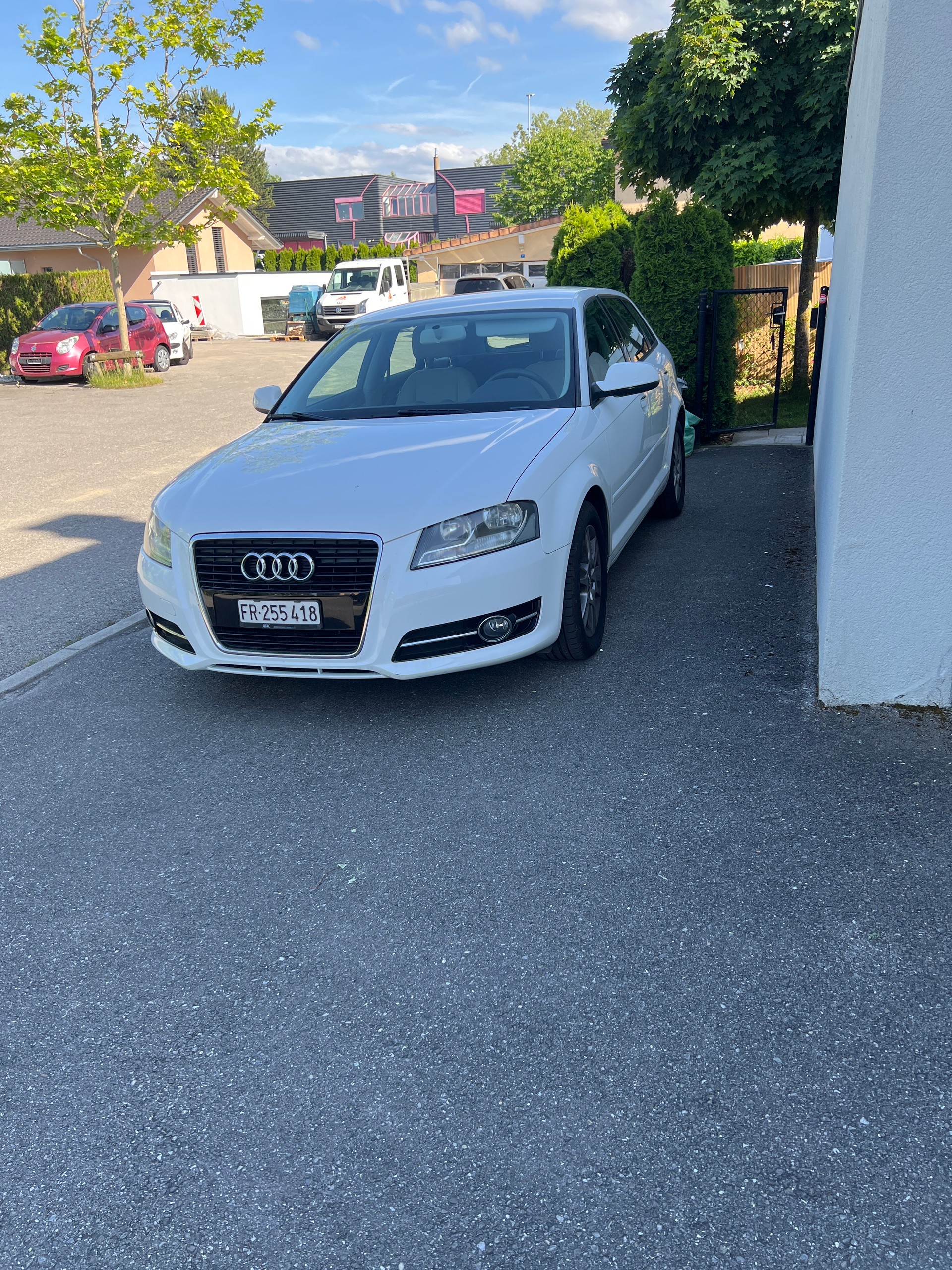 AUDI 1.4 T FSI Attraction-image-0