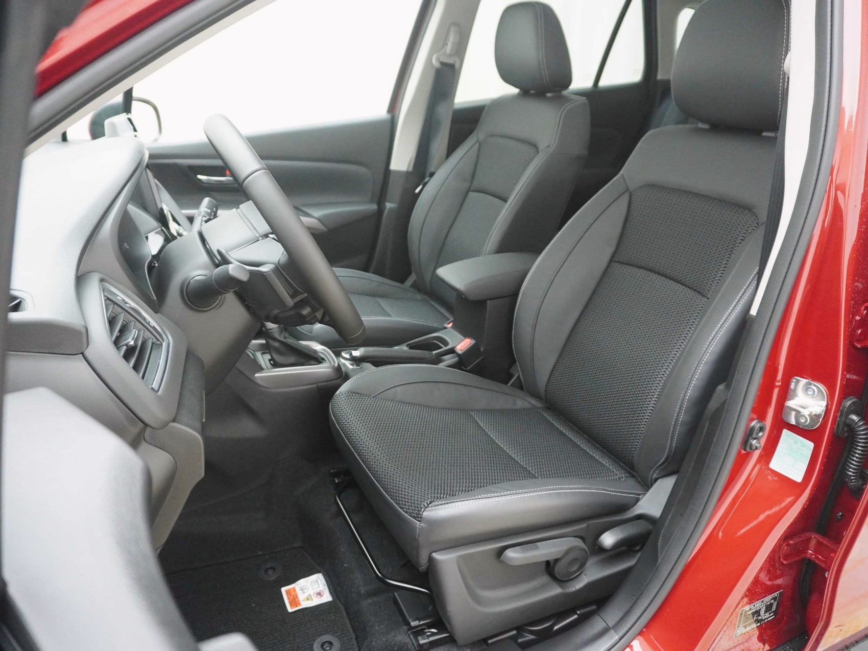 SUZUKI S-Cross 1.4 T Compact Top Hybrid 4x4-image-6