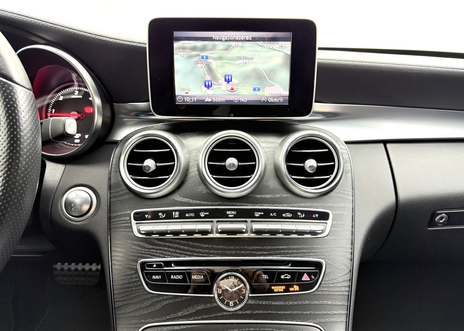 MERCEDES-BENZ C 250 d Swiss Star AMG Line 4Matic 9G-Tronic-image-12