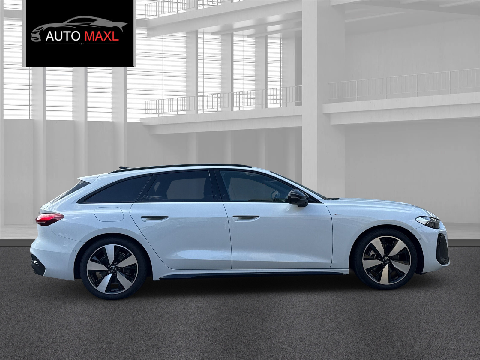AUDI A5 Avant 2.0 TFSI S-tronic S-line-image-4