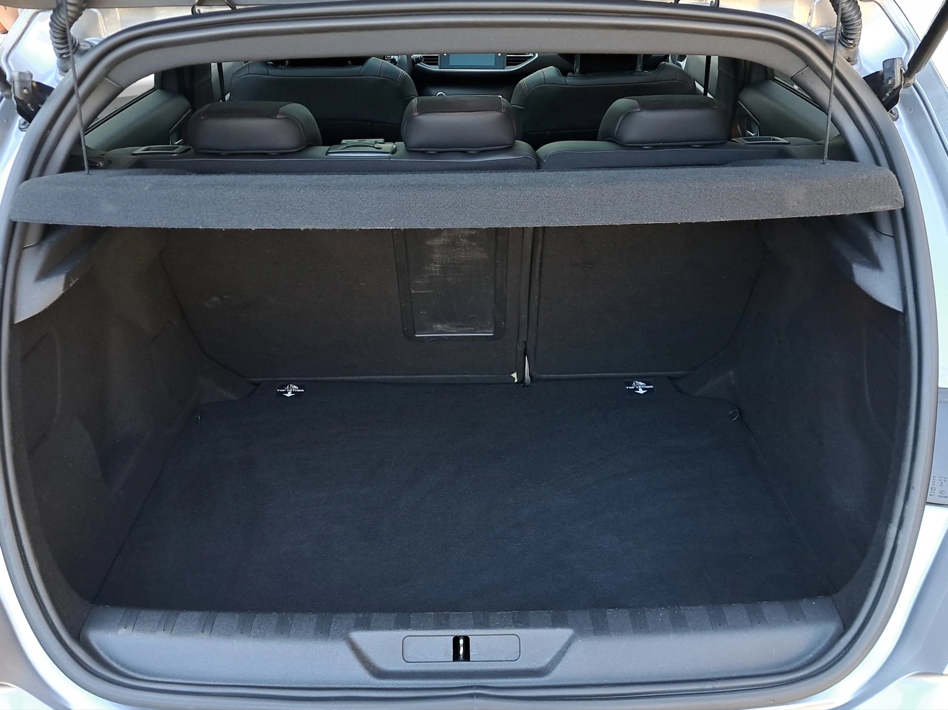 PEUGEOT 308 1.6 THP GT EAT-image-11
