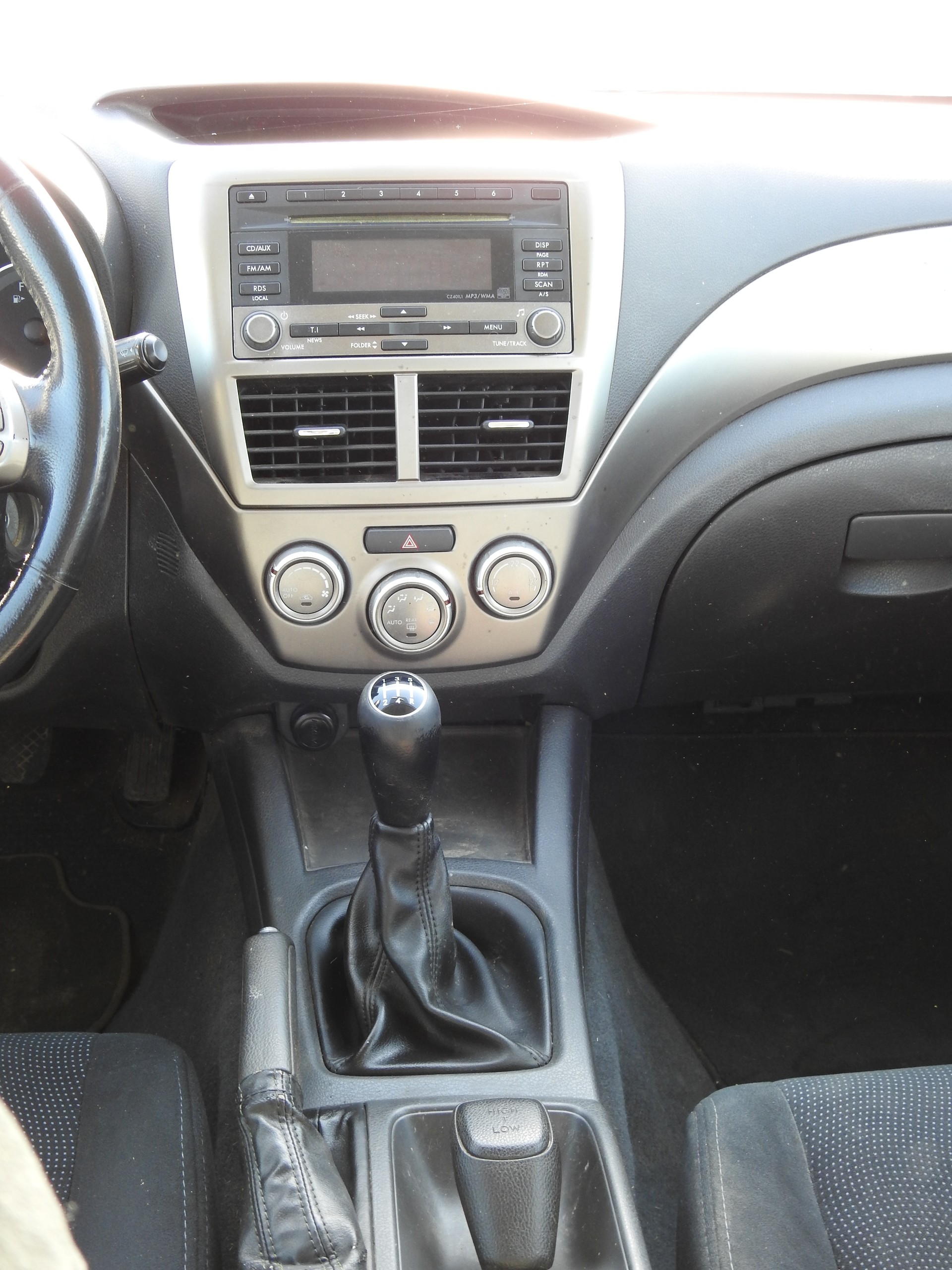SUBARU Impreza 1.5R Swiss-image-17