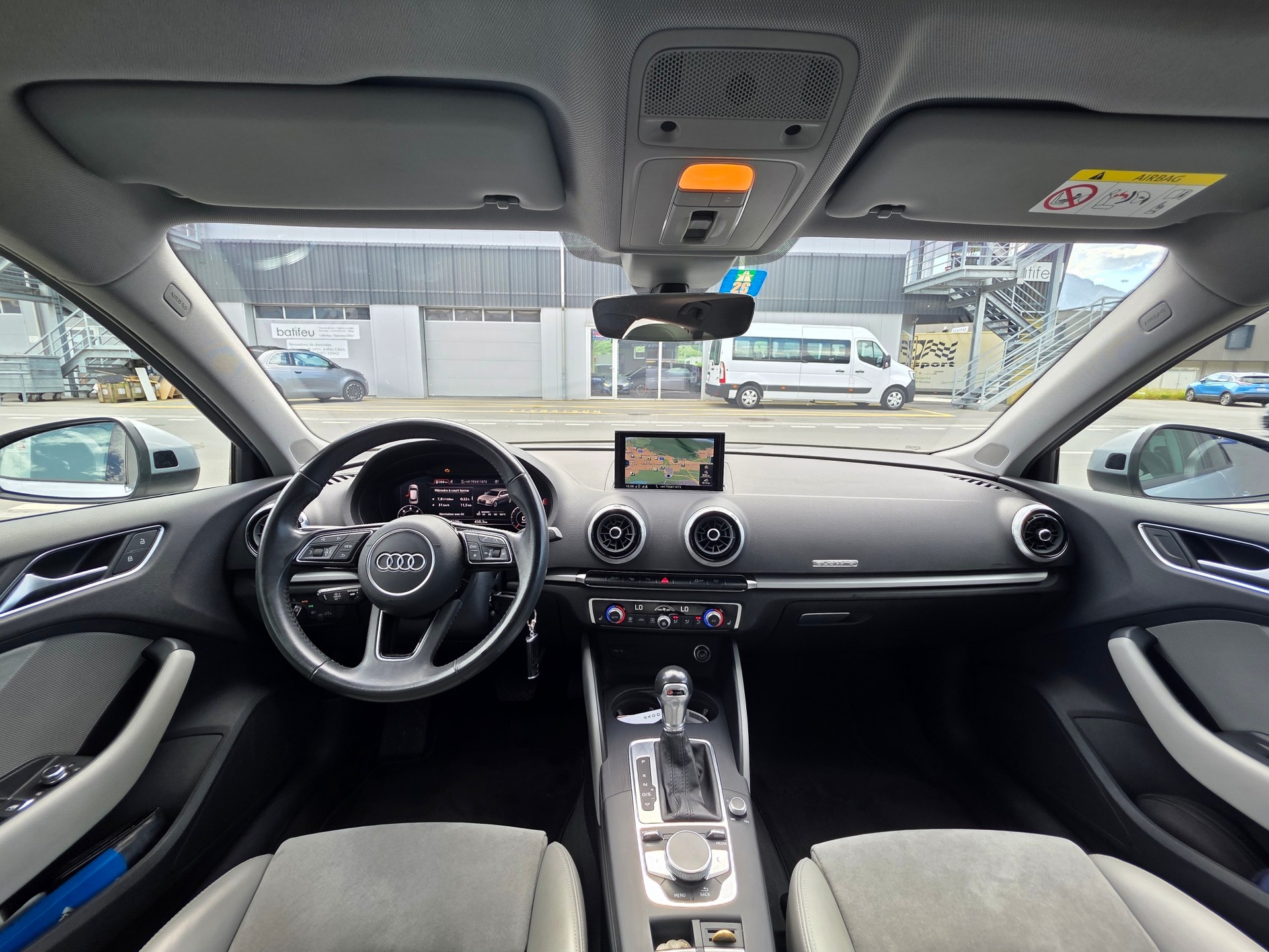 AUDI A3 Sportback 2.0 TDI S-tronic quattro-image-8