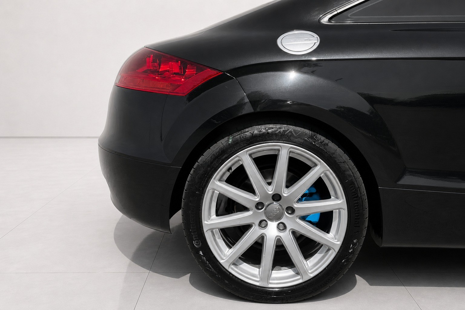 AUDI TT Coupé 2.0 TFSI-image-7