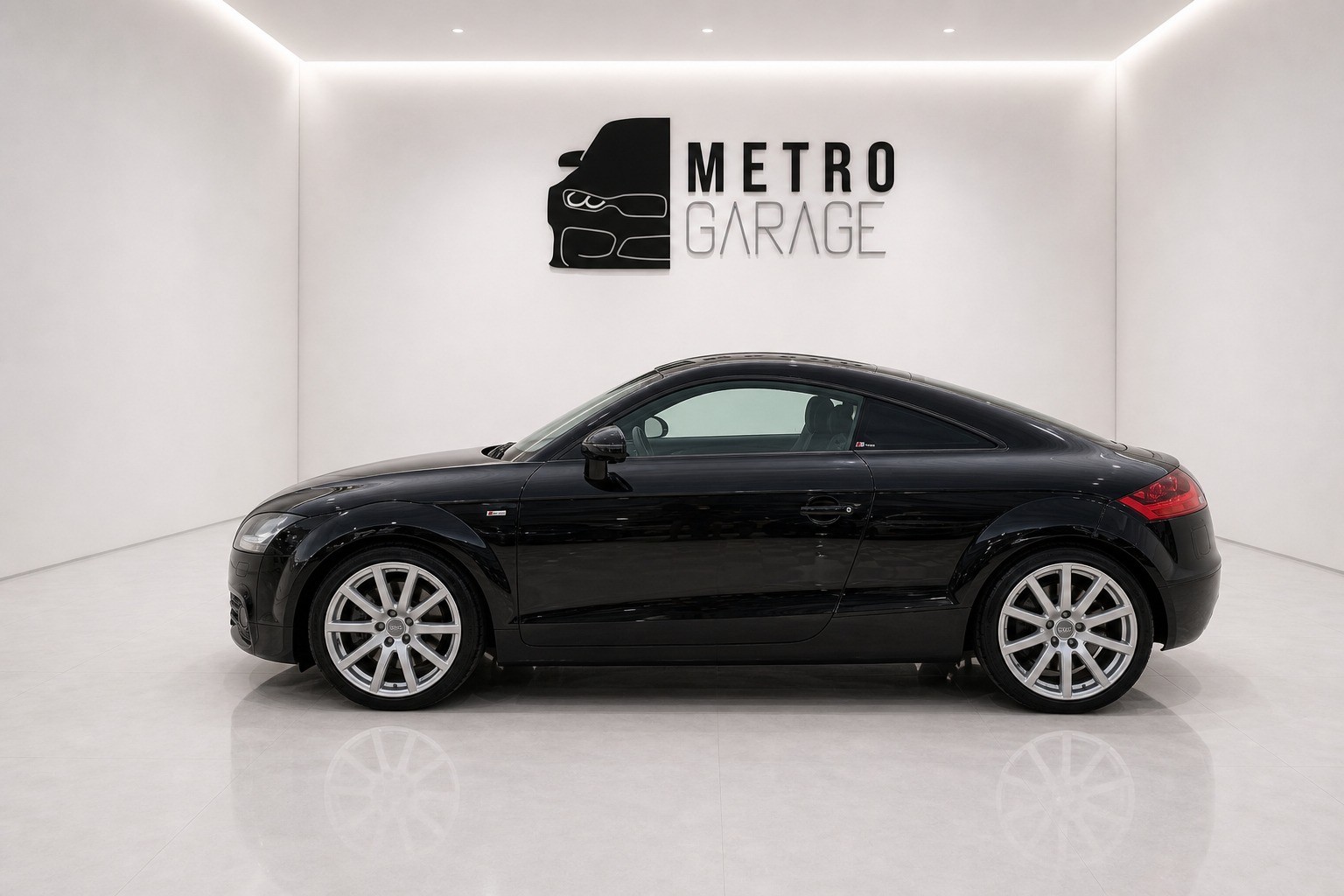 AUDI TT Coupé 2.0 TFSI-image-1