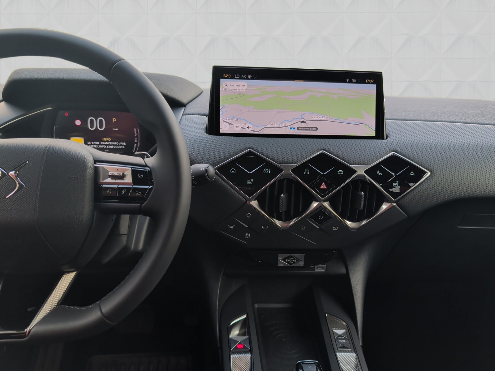 DS AUTOMOBILES DS 3 MHEV Pallas-image-10
