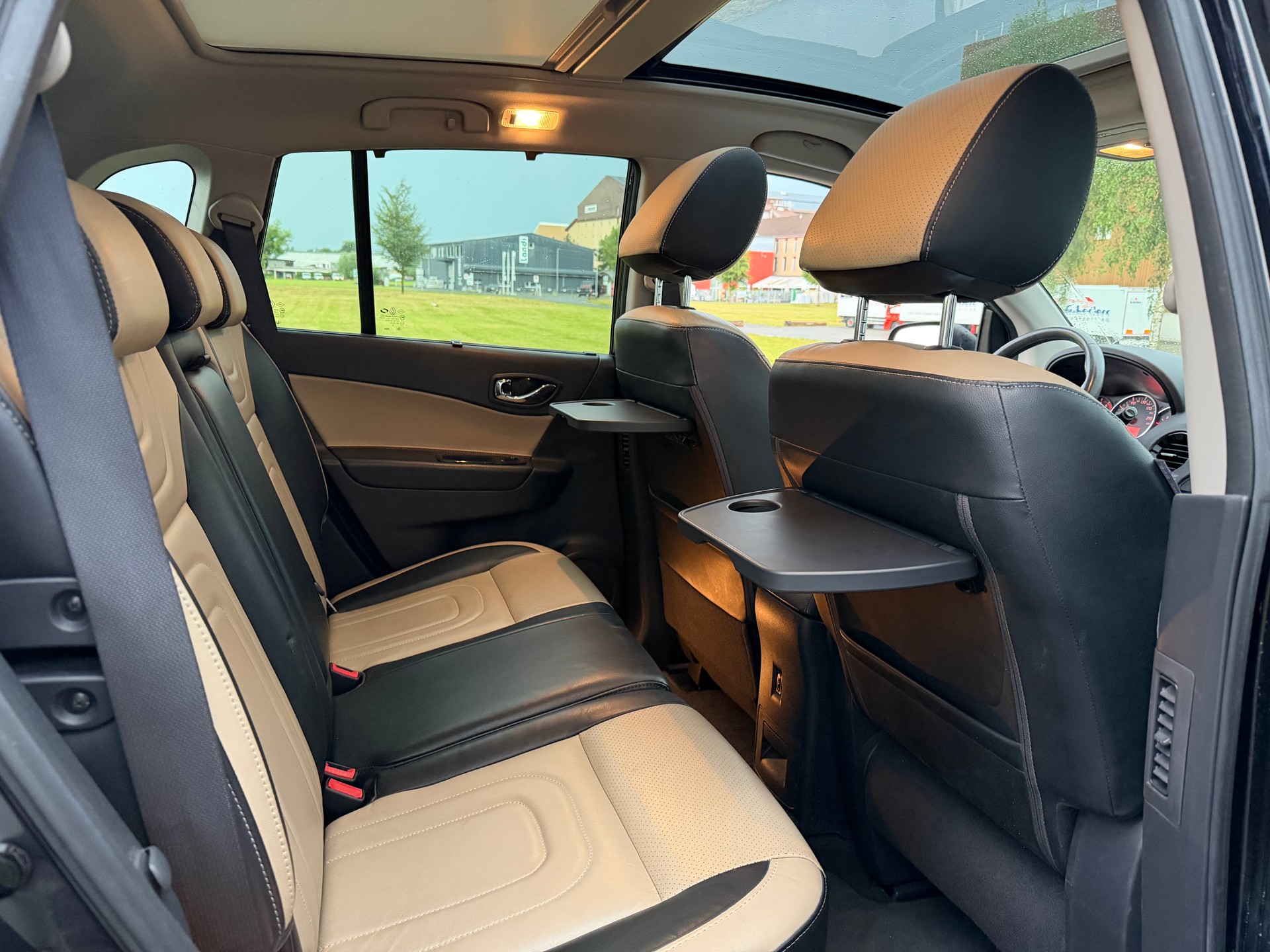 RENAULT Koleos 2.0 dCi Dynamique 4x4 Automatic-image-9