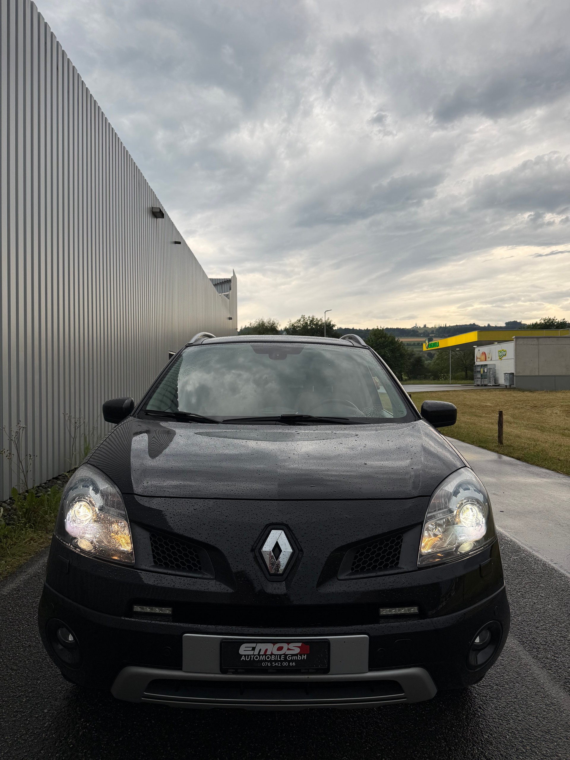 RENAULT Koleos 2.0 dCi Dynamique 4x4 Automatic-image-1
