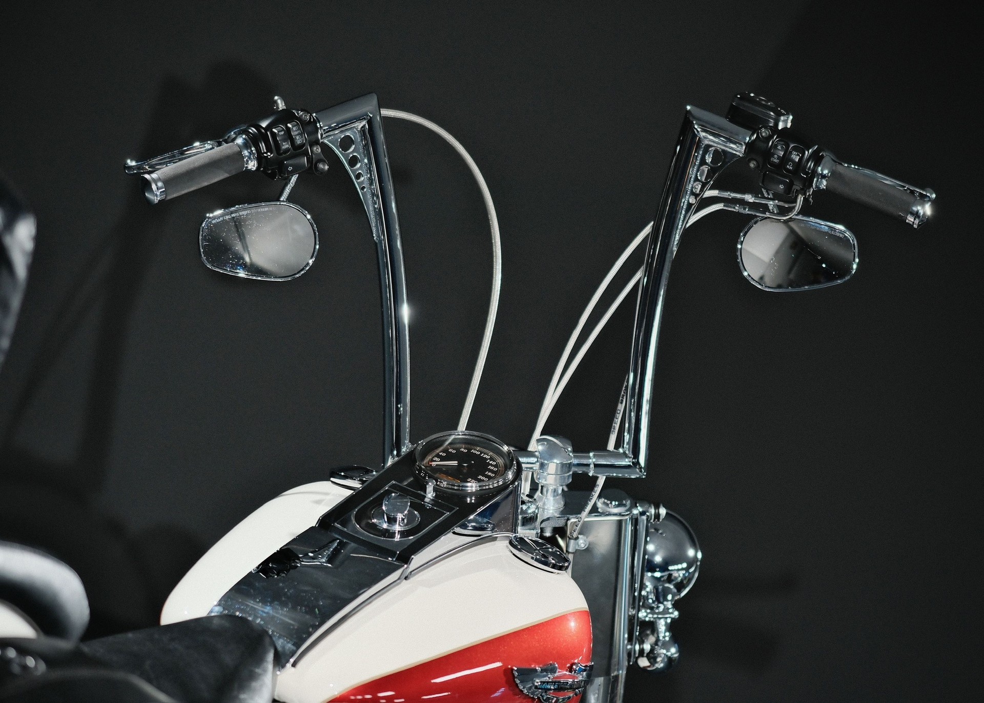 HARLEY-DAVIDSON FLSTN Softail Deluxe ABS-image-10